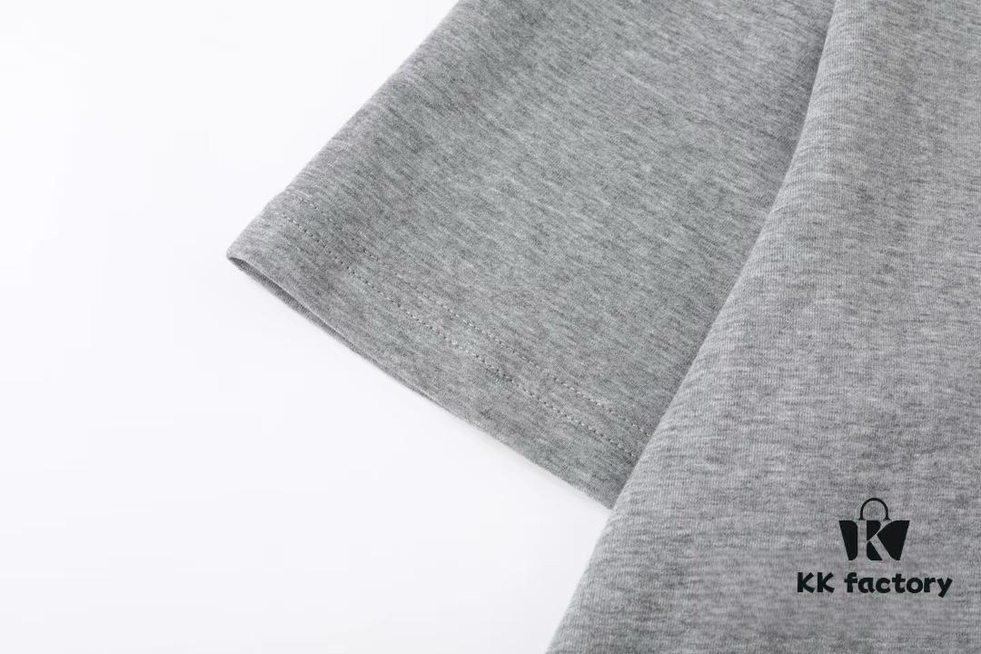 High-End Quality GUCCI 2025 Fall Spring Collection Kitten Graphic Short-Sleeve T-Shirt, Premium 270G 32-Count Double-Yarn Pure Cotton Fabric, Distinct from Regular Print, Relaxed Unisex Fit