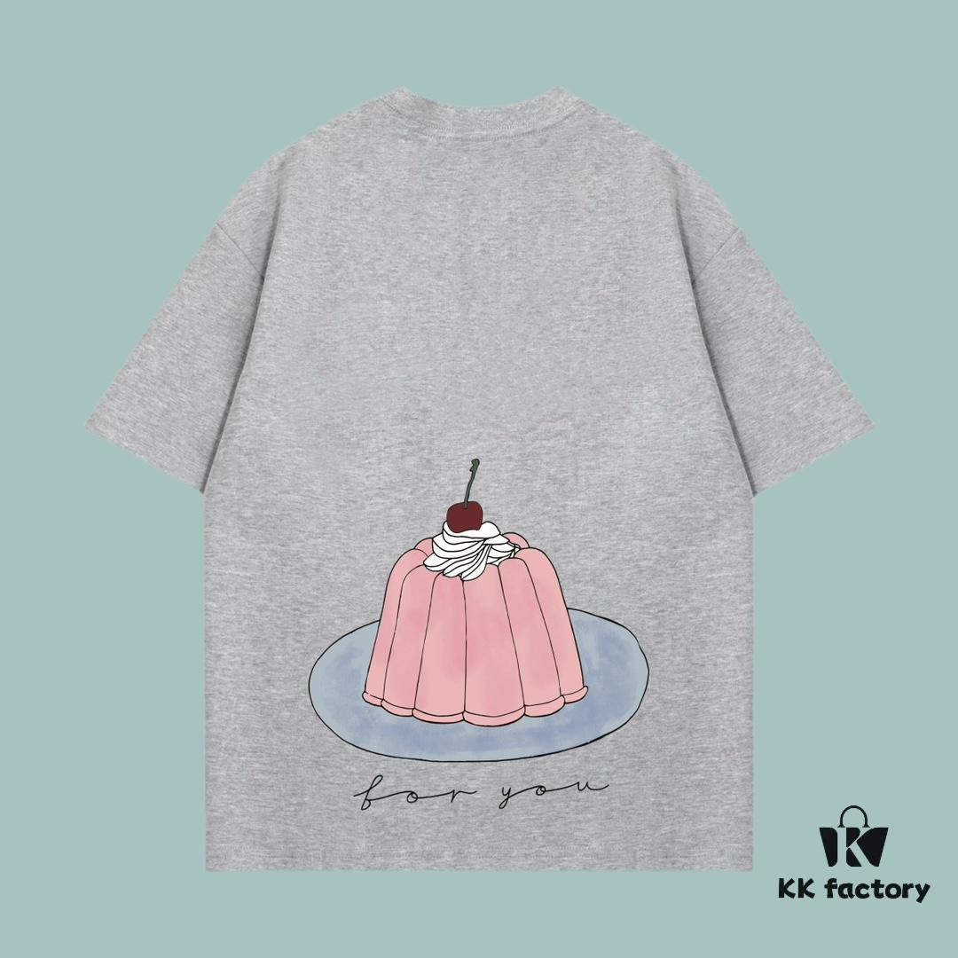 High-End Quality GUCCI 2025 Fall Spring/Summer Collection Cherry Pudding Short-Sleeve T-Shirt, Distinct from Regular Prints, Made of Custom-Woven 270G 32-Count Double-Yarn Pure Cotton Fabric, Loose Fit Unisex Design