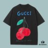 High-End Quality GUCCI 2025 Fall Spring/Summer Collection Cherry Pudding Short-Sleeve T-Shirt, Premium 270G 32-Count Double-Yarn Cotton Fabric, Distinct from Regular Prints, Loose Fit Unisex Design