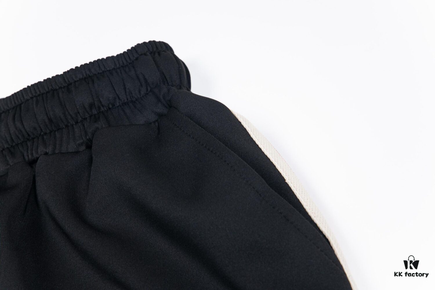 Gucci Y101 Evergreen New Classic Webbing Wide-Leg Straight Trousers, Unisex Casual Pants with Logo Trim, Premium Heavyweight Custom Fabric