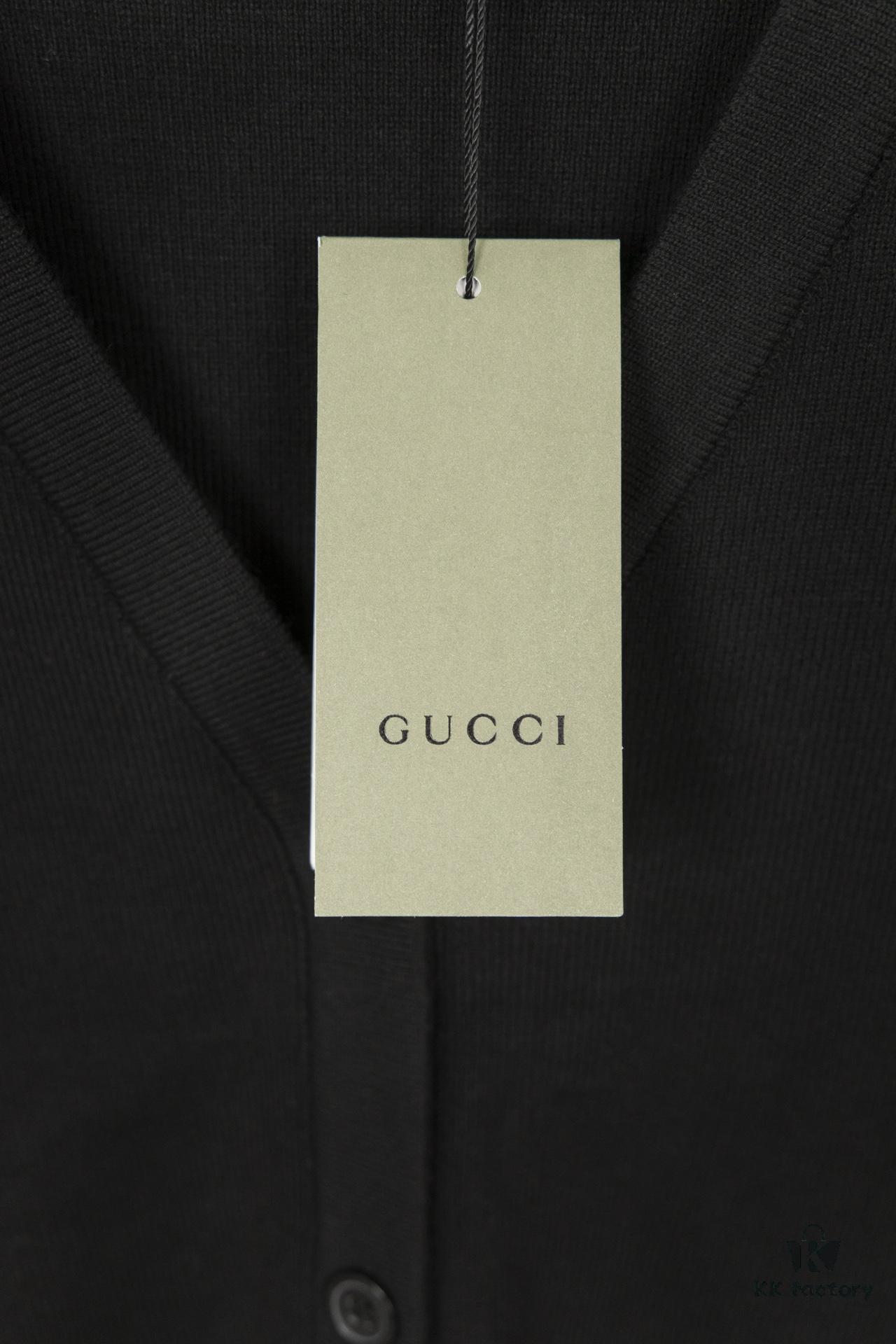 24 Autumn Bestselling GUCCI Black Ribbed Knit Button-Up Cardigan, Unisex High-End Wool Blend, Premium Quality, Smooth and Soft Fabric, Perfect Fit, Fashionable and Stylish Design