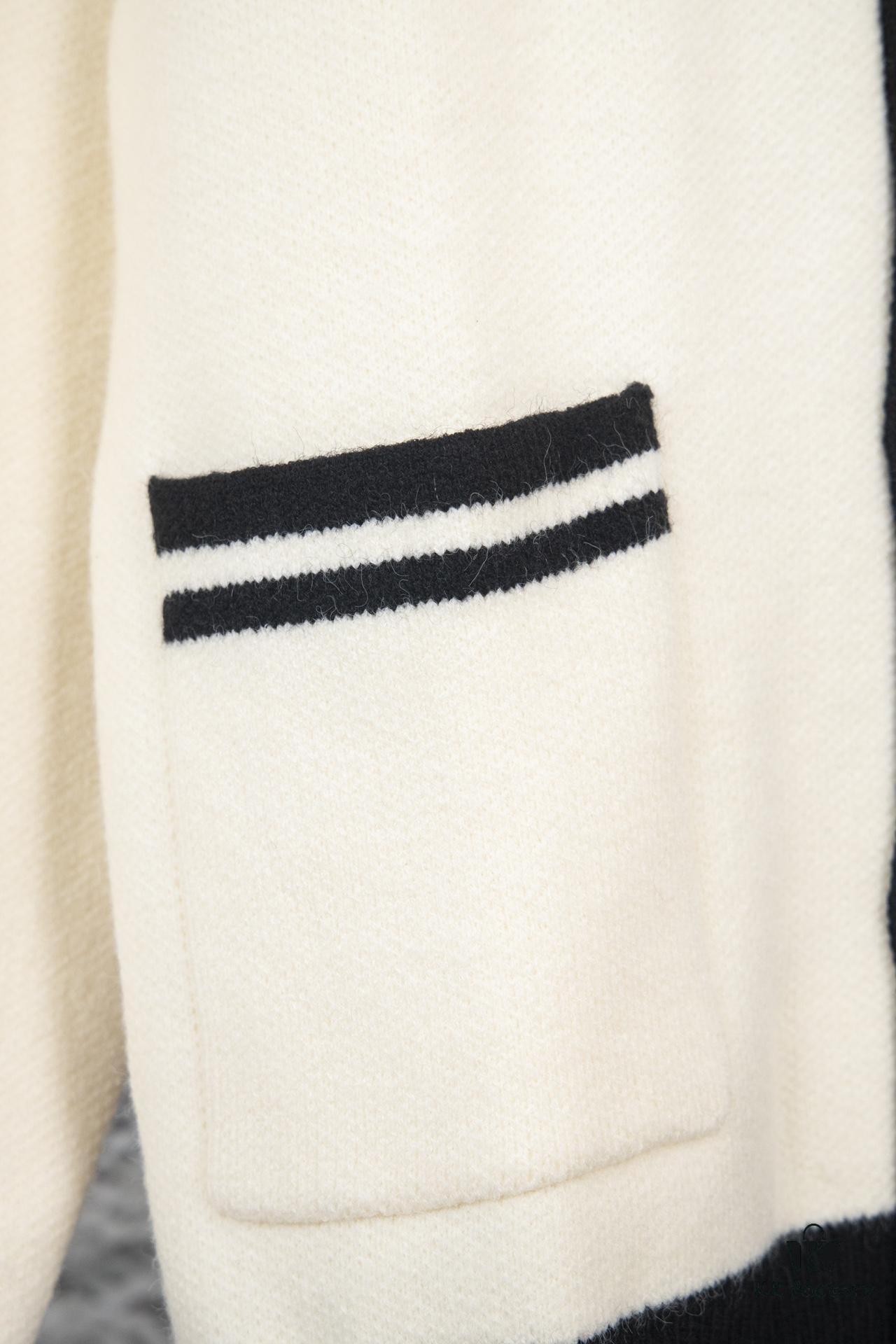 GUCCI Color-Block Button Knit Coat Made of High-End Wool Material