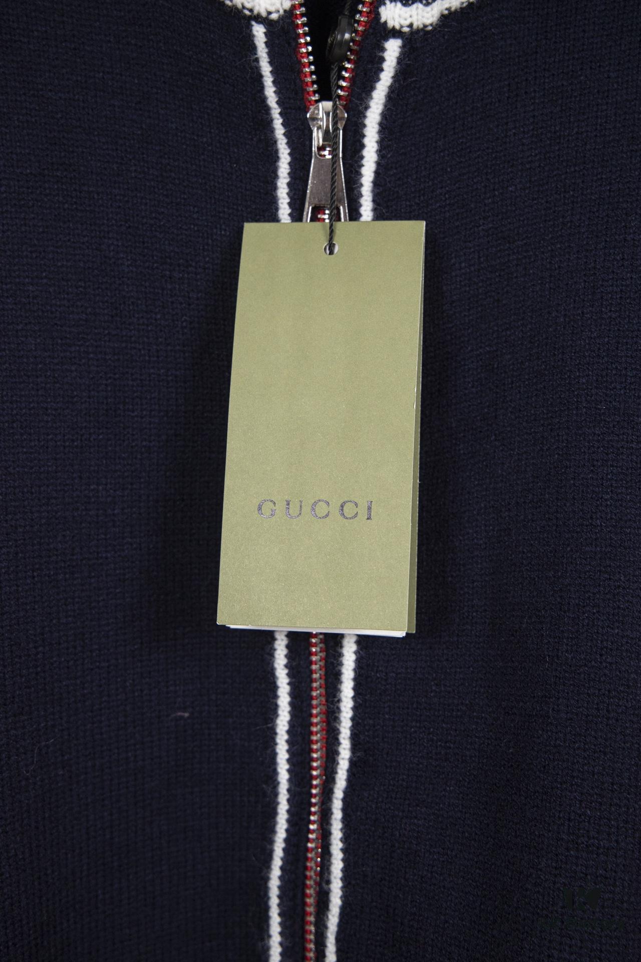 GUCCI Color-Block Knit Zip-Up Jacket with Quilted Design, High-Density Wool Blend, Unisex Style, Premium Craftsmanship