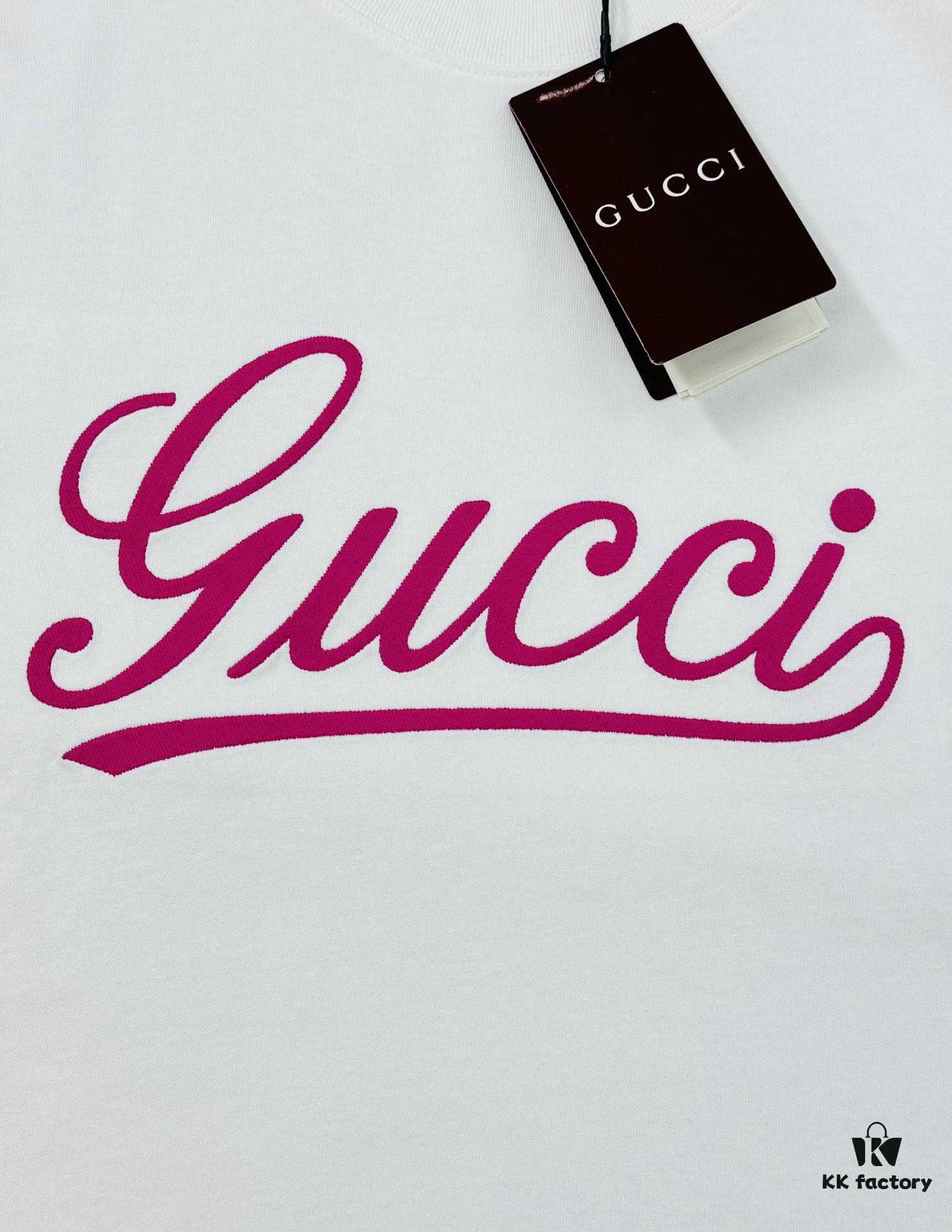 GUCC*25s New Arrival Streetwear T-Shirt, Unisex Design with Signature Logo Embroidery, 3D Textured High-Density Stitching, Pink Embroidered Accents on Black and White Base