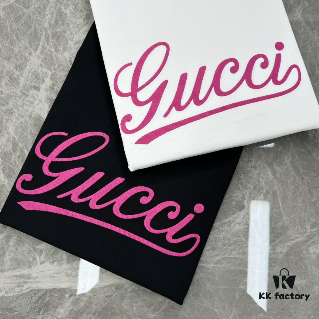 GUCC*25s New Arrival Streetwear T-Shirt, Unisex Design with Signature Logo Embroidery, 3D Textured High-Density Stitching, Pink Embroidered Accents on Black and White Base