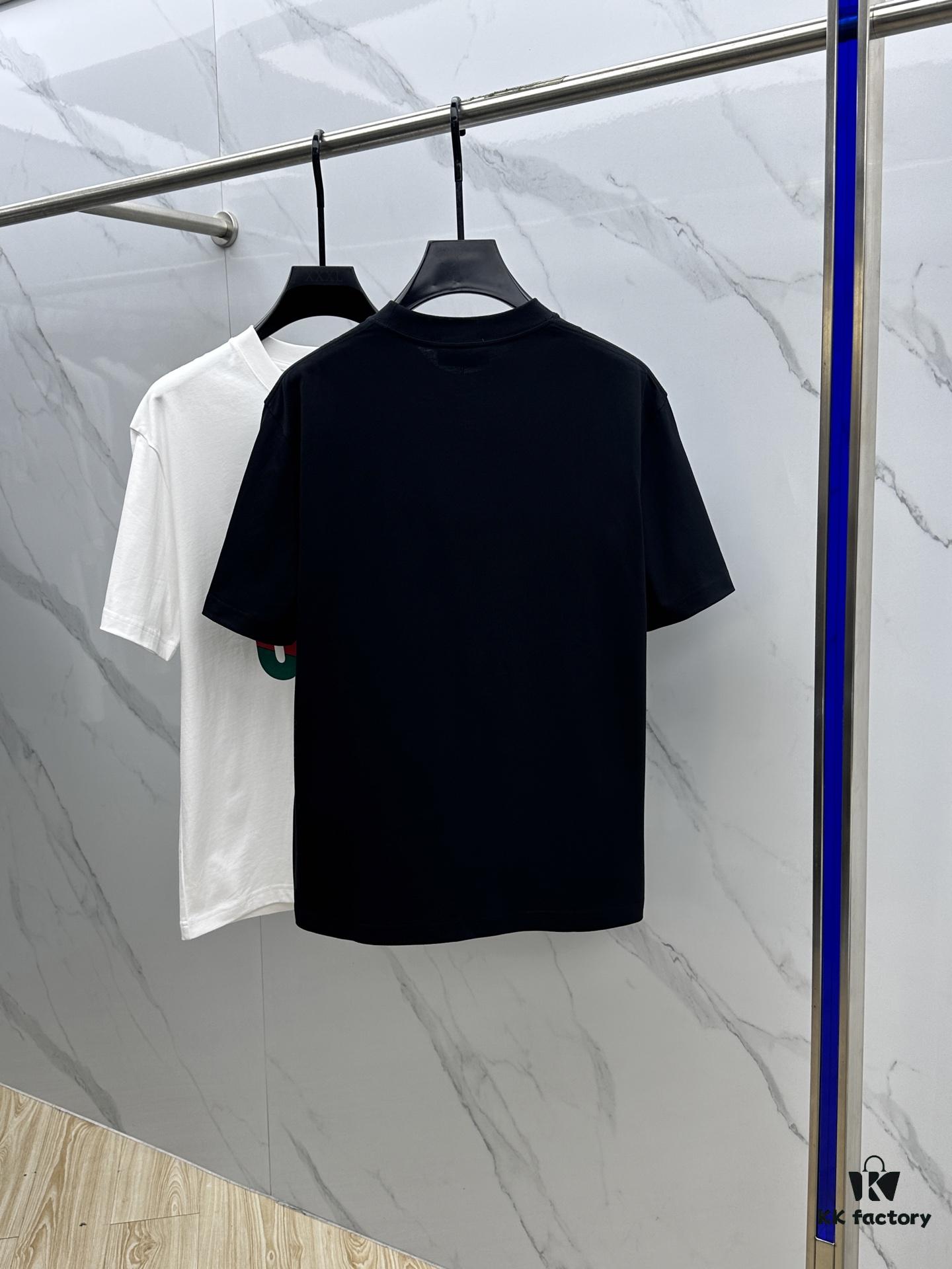 Gucci 2025 FW Spring/Summer New Arrival Round Neck T-Shirt for Layering or Outerwear, 3D Logo Micro-Oversized Short-Sleeve Tee Made of 260g Active Cotton