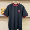 Gucci 2025 Spring/Summer New Short Sleeve T-Shirt! Runway-Inspired Fashion Casual Tee with Signature Logo Design! Premium 100% Cotton Fabric, Soft and Skin-Friendly Texture, Exceptionally Comfortable and Breathable Wear. Unisex Couple's Style Redefines Contemporary Fashion. Distinct from Market Versions, Complete with Three Authentic Labels, High-End Collection for Men and Women. Size: S to XL