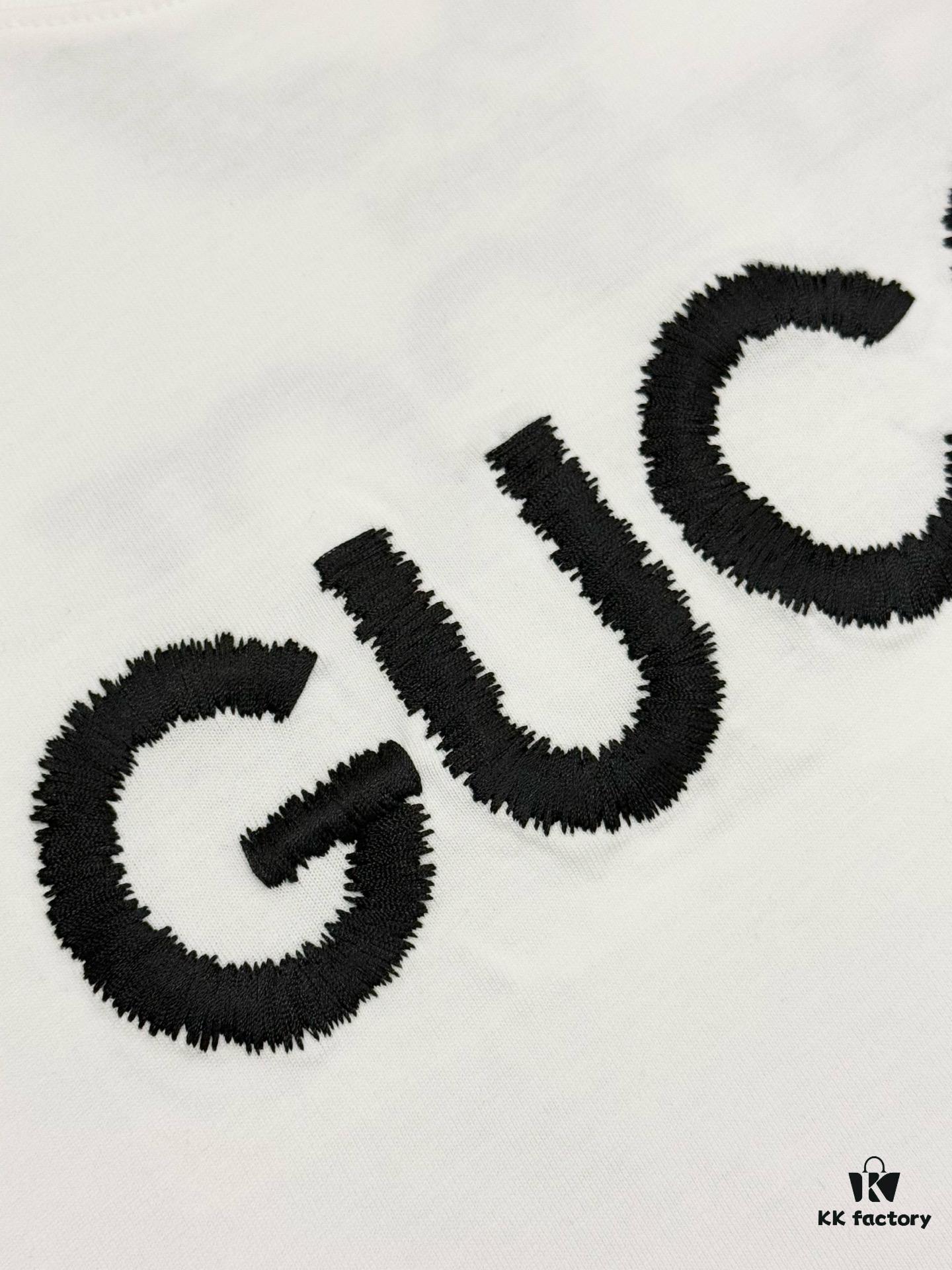 High-End Gucci Style Premium Jump Stitch Embroidered Round Neck Short Sleeve T-Shirt, 280g Double-Yarn High Gram Weight 100% Combed Cotton, Pre-Shrunk 1x1 Double Yarn Washed Fabric Resists Deformation, Unisex Design with Official Website Details, Front and Back Letter Logo Embroidery, Patch on Reverse, Complete Triple Labels, Moisture-Proof Paper Packaging, Distinct from Market Standard Goods, Comfortable Fit with OXs Silhouette