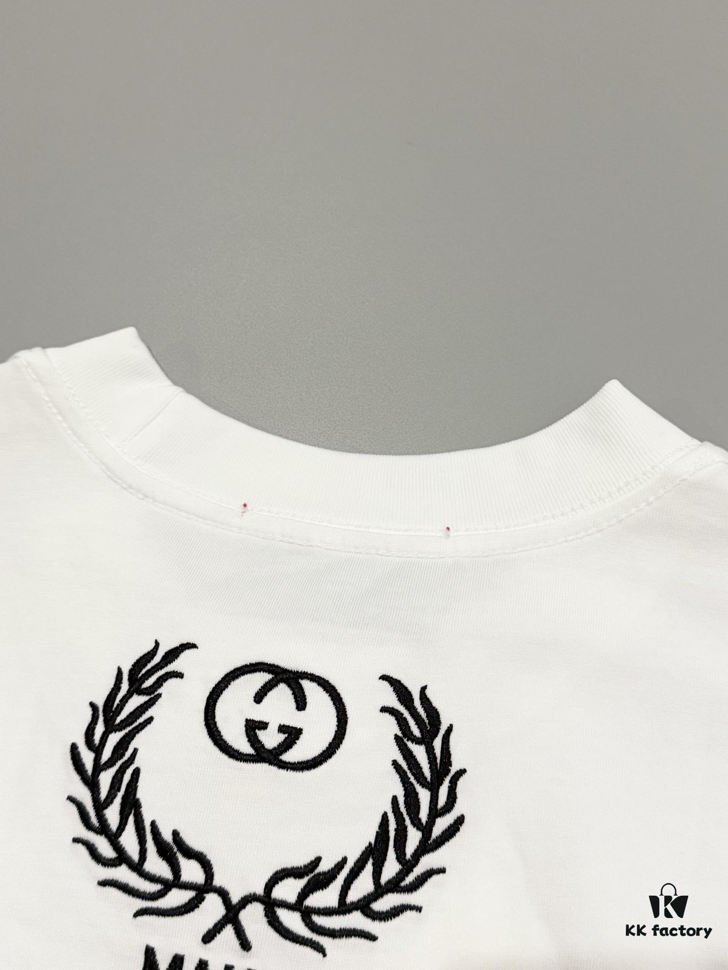 High-End Gucci Style Premium Jump Stitch Embroidered Round Neck Short Sleeve T-Shirt, 280g Double-Yarn High Gram Weight 100% Combed Cotton, Pre-Shrunk 1x1 Double Yarn Washed Fabric Resists Deformation, Unisex Design with Official Website Details, Front and Back Letter Logo Embroidery, Patch on Reverse, Complete Triple Labels, Moisture-Proof Paper Packaging, Distinct from Market Standard Goods, Comfortable Fit with OXs Silhouette