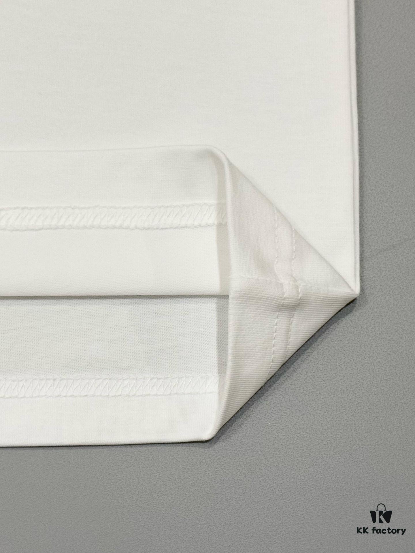 High-End Gucci Style Premium Jump Stitch Embroidered Round Neck Short Sleeve T-Shirt, 280g Double-Yarn High Gram Weight 100% Combed Cotton, Pre-Shrunk 1x1 Double Yarn Washed Fabric Resists Deformation, Unisex Design with Official Website Details, Front and Back Letter Logo Embroidery, Patch on Reverse, Complete Triple Labels, Moisture-Proof Paper Packaging, Distinct from Market Standard Goods, Comfortable Fit with OXs Silhouette