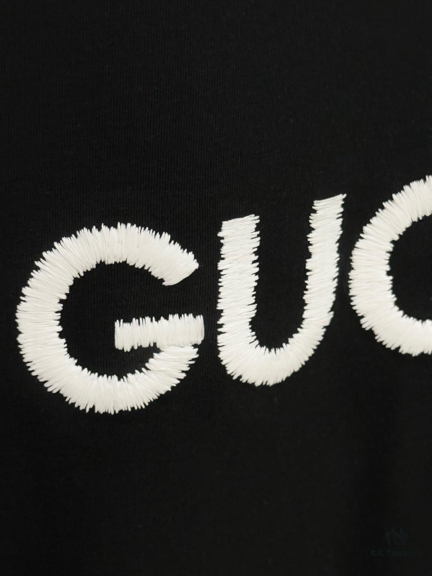High-End Gucci Round Neck Short Sleeve T-Shirt with Front and Back High-Stitch Embroidered Logo, 280g Double-Yarn Premium Combed Cotton, Pre-Shrunk Washed Fabric, No Deformation, Unisex Design, Official Website Details, Three Labels Included, Moisture-Proof Paper Packaging, Distinct from Market Standard Products, Comfortable Fit with OXS Silhouette