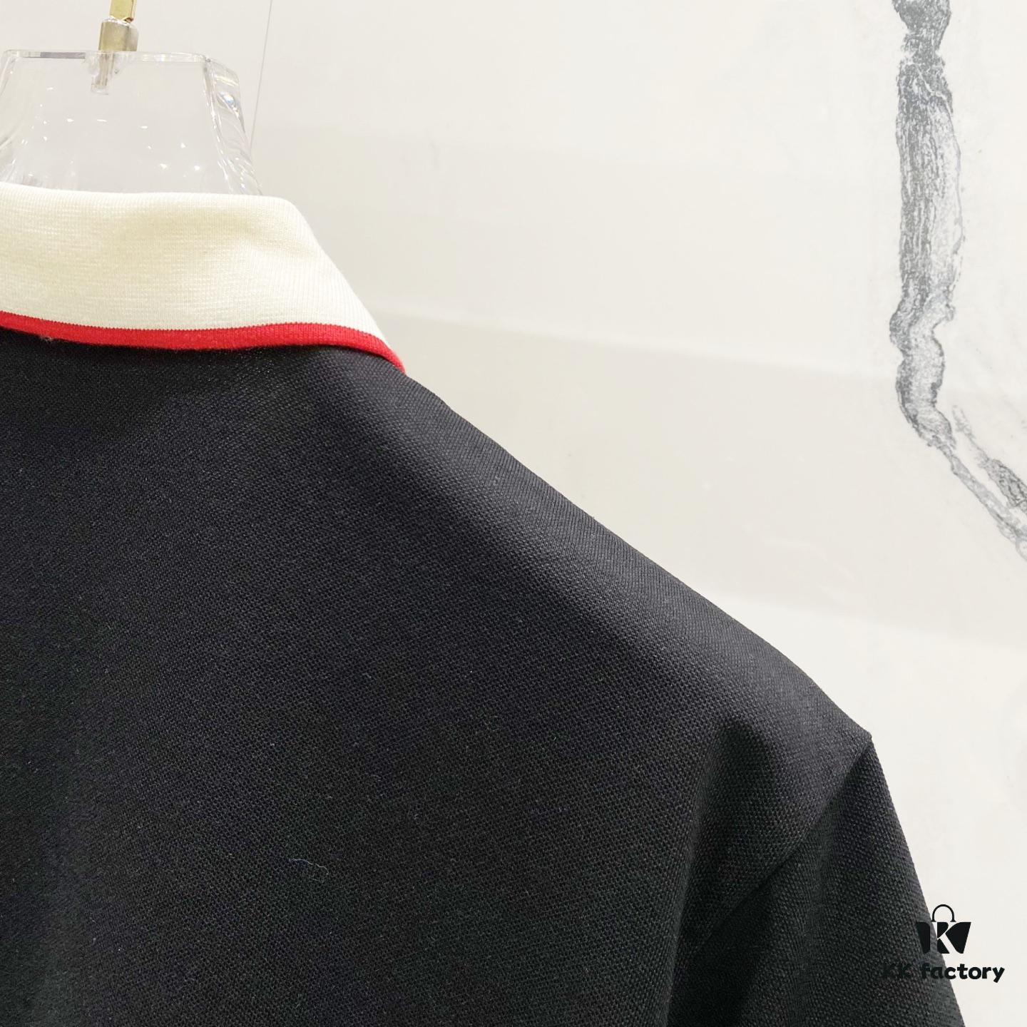 GUCCI Men's Polo Shirt with Notched Lapel, Color-Blocked Collar, and Embroidered GG Logo