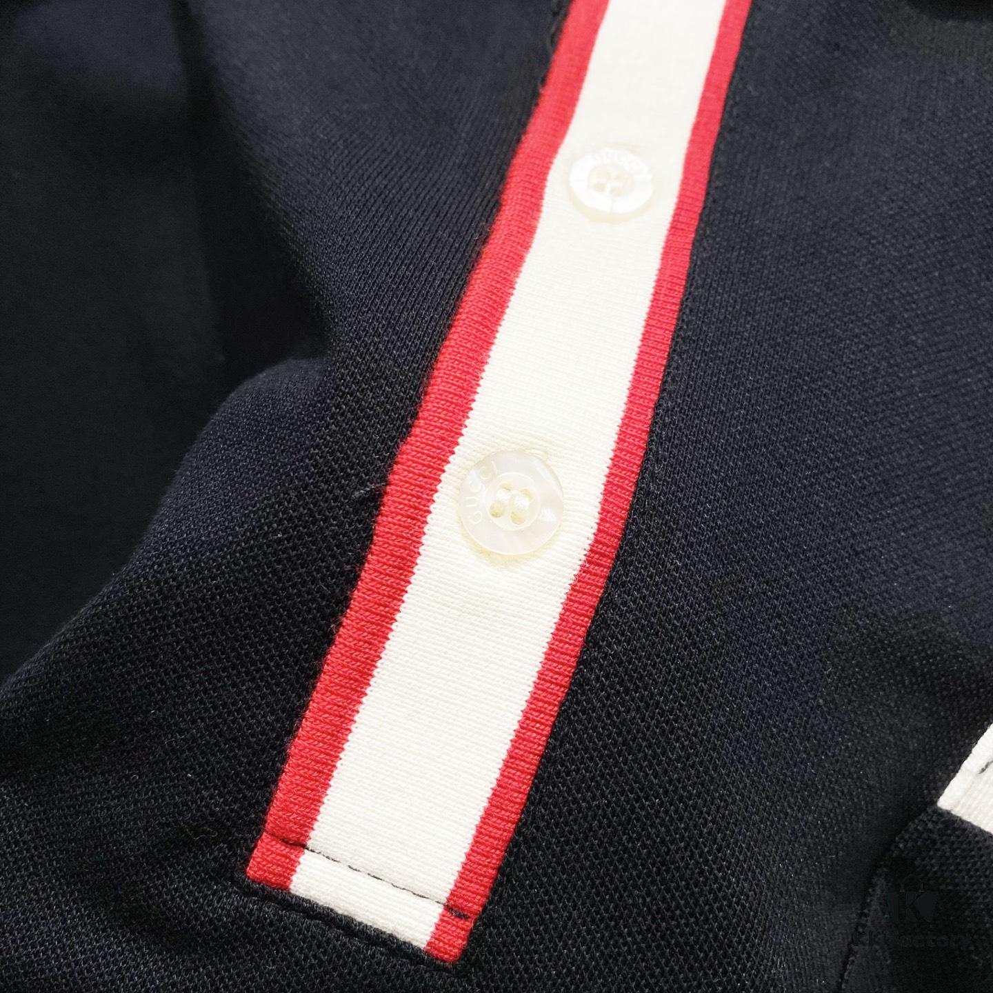 GUCCI Men's Polo Shirt with Notched Lapel, Color-Blocked Collar, and Embroidered GG Logo