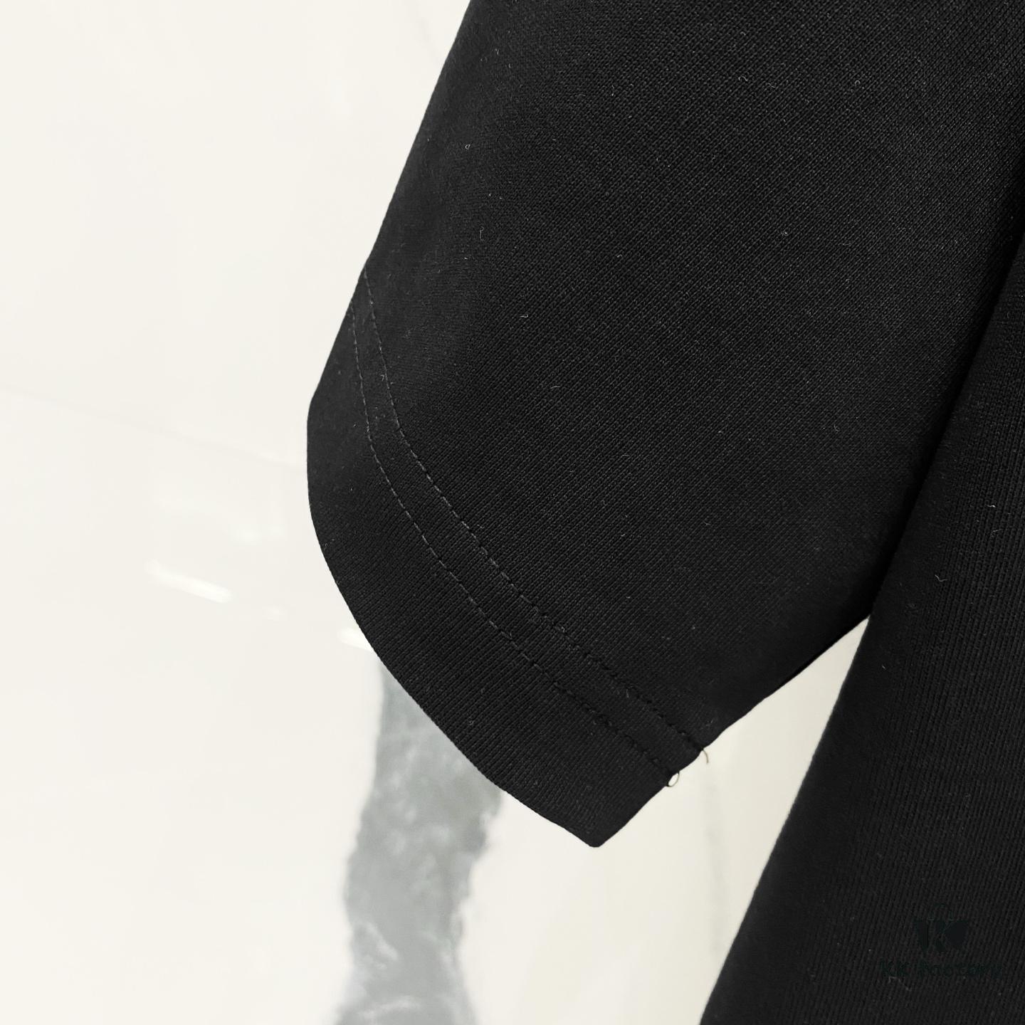 GUCCI Crew Neck Short Sleeve T-Shirt 320g with Embroidered Double G Logo