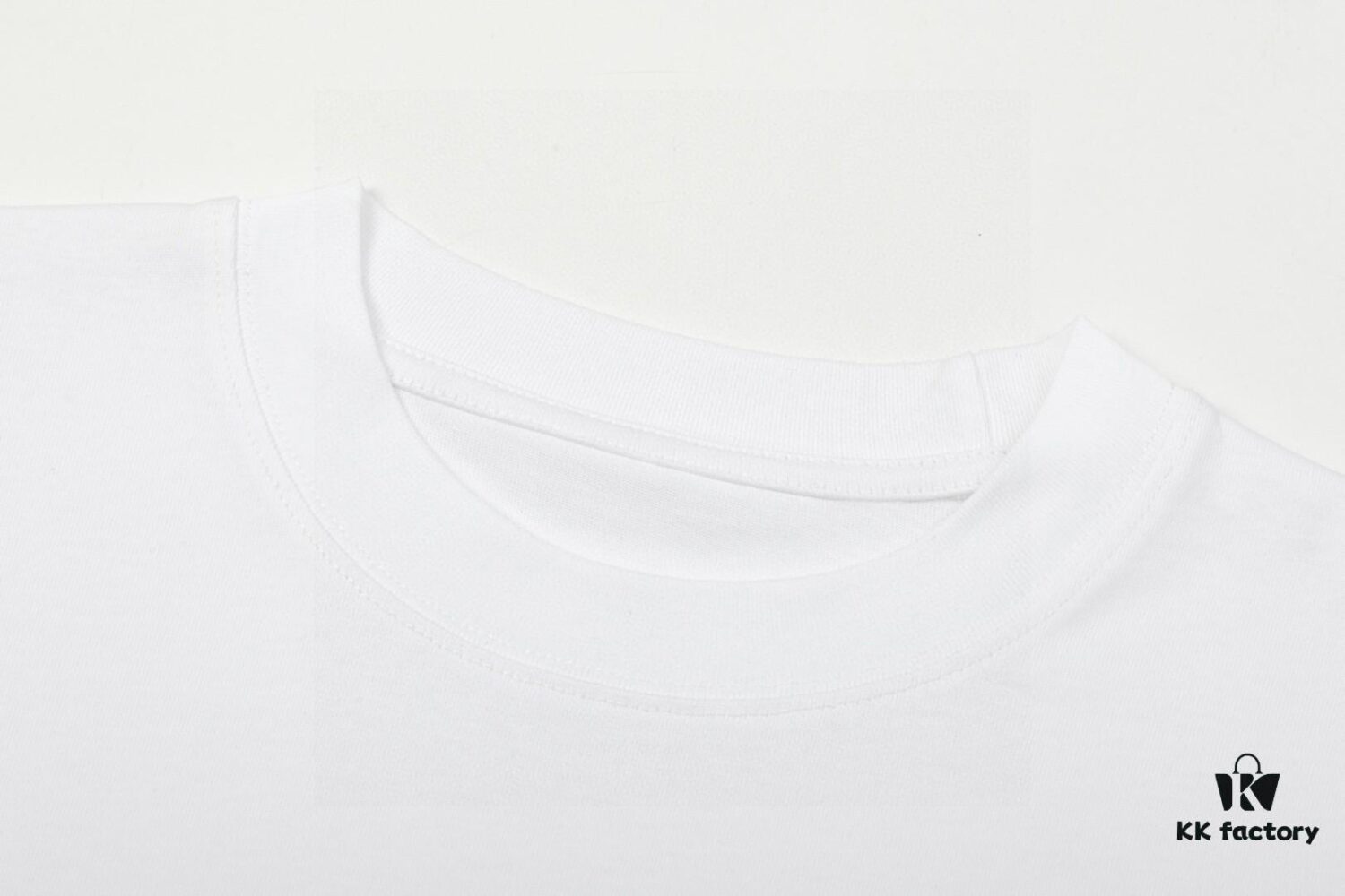 2025 Summer New Arrival Gucci Classic Double G Logo Print 300g Combed Cotton Crew Neck Short Sleeve T-Shirt Unisex