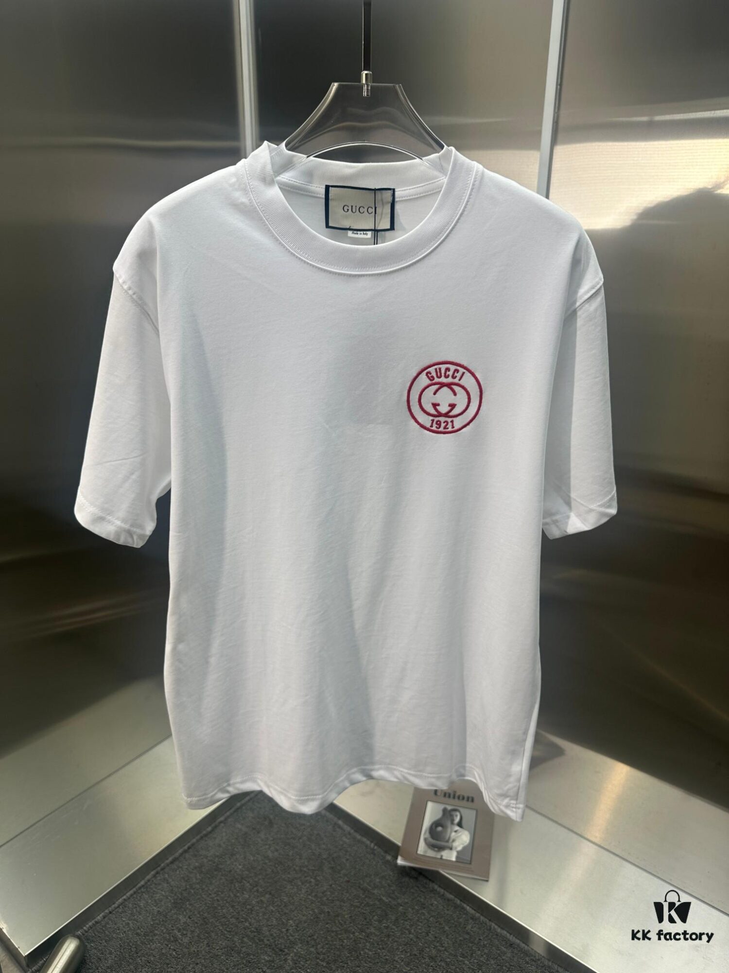 Gucci Embroidered Short Sleeve T-Shirt (Top Quality Version, Different from Standard Stock)