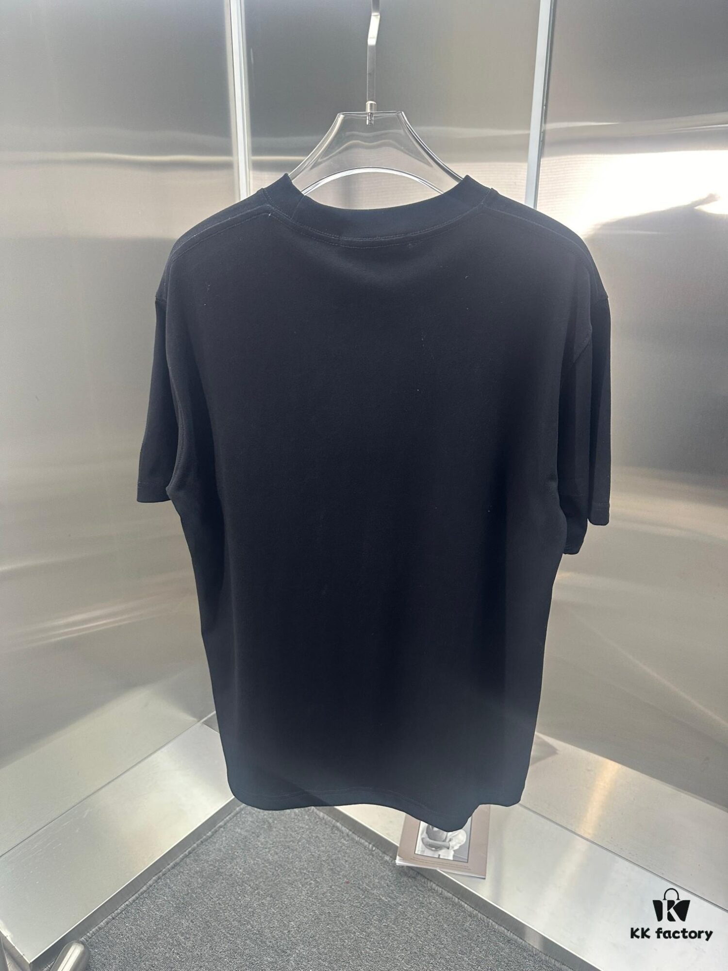 Gucci Embroidered Short Sleeve T-Shirt (Top Quality Version, Different from Standard Stock)