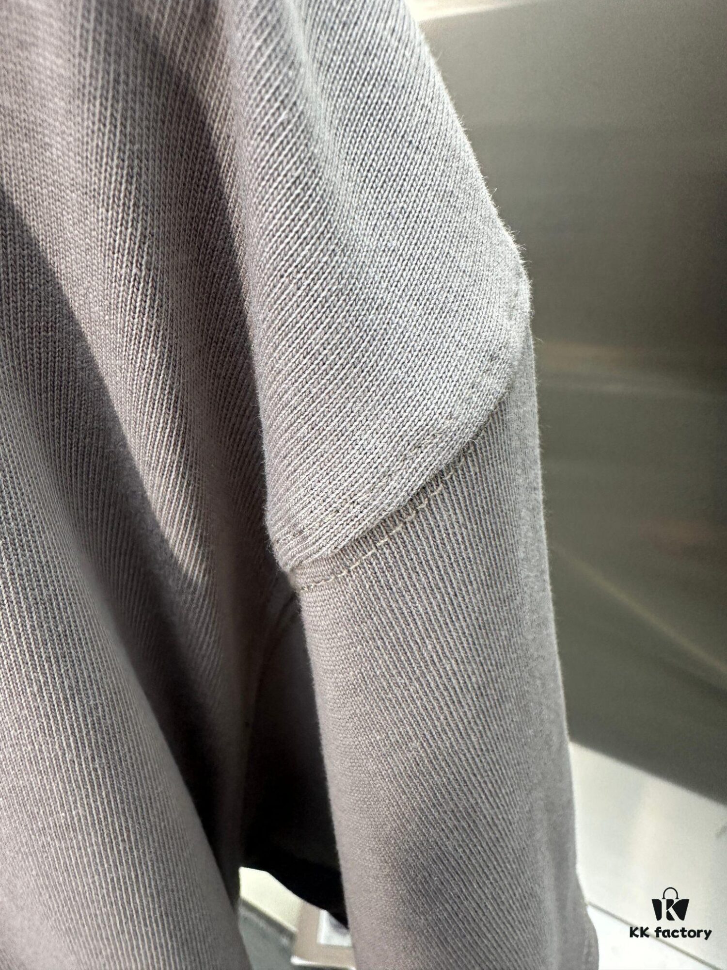 Gucci Embroidered Short Sleeve T-Shirt (Top Quality Version, Different from Standard Stock)