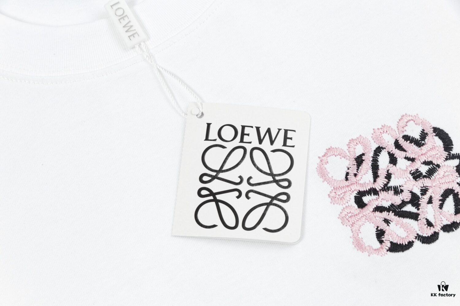 Gucci Embroidered Short Sleeve T-Shirt (Top Quality Version, Different from Standard Stock)