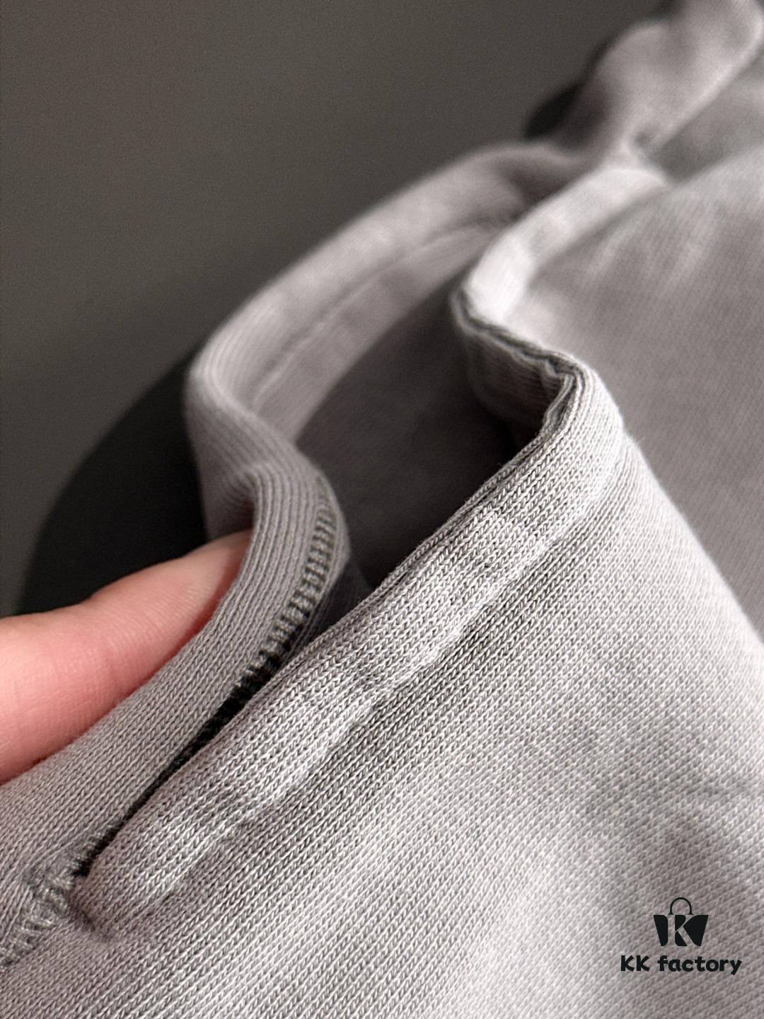 GUCCI 2025 Spring/Summer New Arrival High-End Elastic Waist Casual Solid Loose Shorts