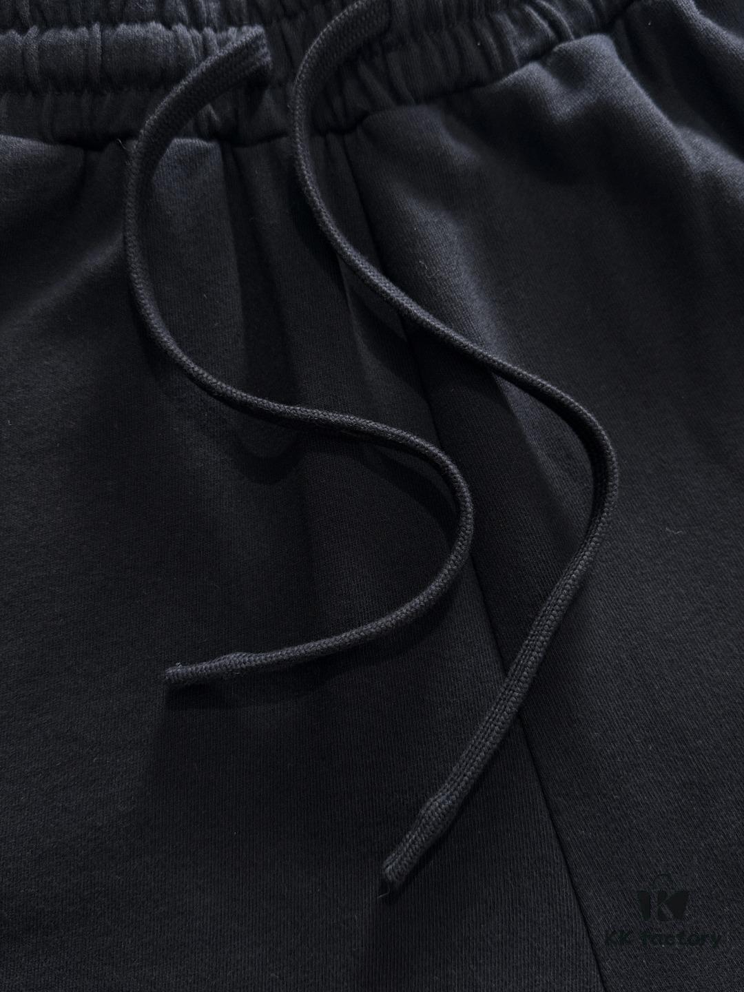 GUCCI 2025 Spring/Summer New Arrival Elastic Waist Casual Solid Loose Shorts