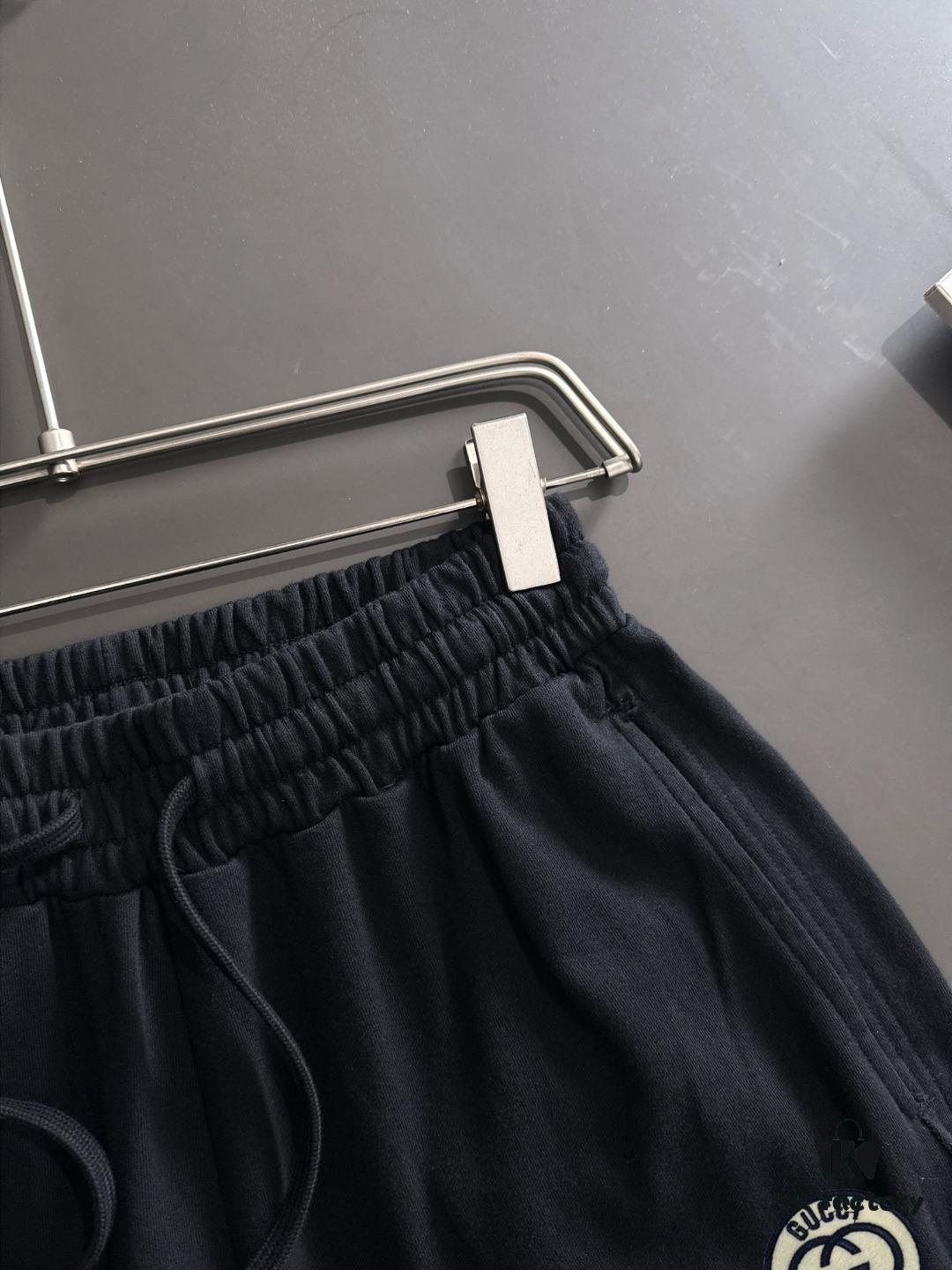 GUCCI 2025 Spring/Summer New Arrival Elastic Waist Casual Solid Loose Shorts