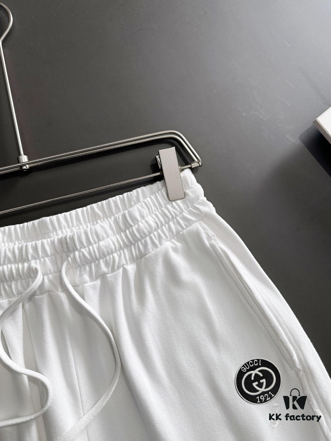 GUCCI 2025 Spring/Summer New Arrival High-End Elastic Waist Casual Solid Loose Shorts