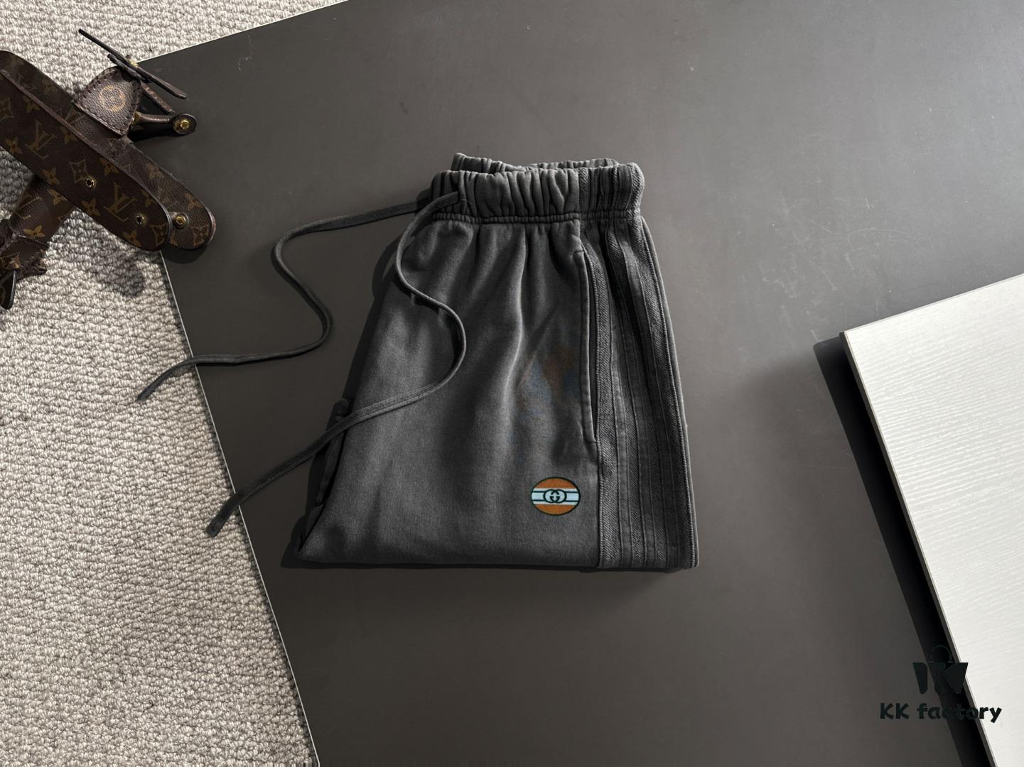 High-End GUCCI 2025 Spring/Summer New Arrival Elastic Waist Casual Plain Loose Shorts