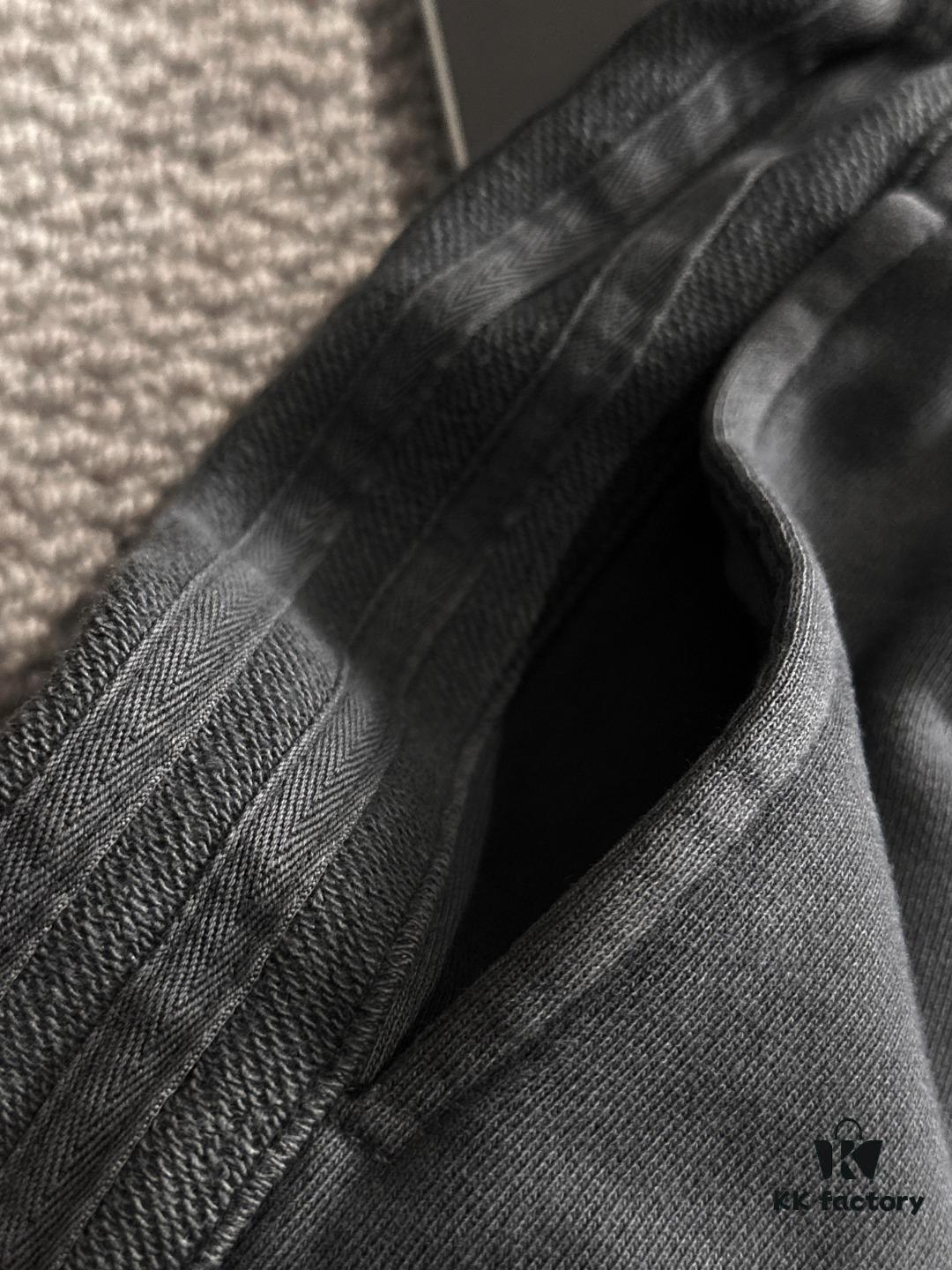 High-End GUCCI 2025 Spring/Summer New Arrival Elastic Waist Casual Plain Loose Shorts