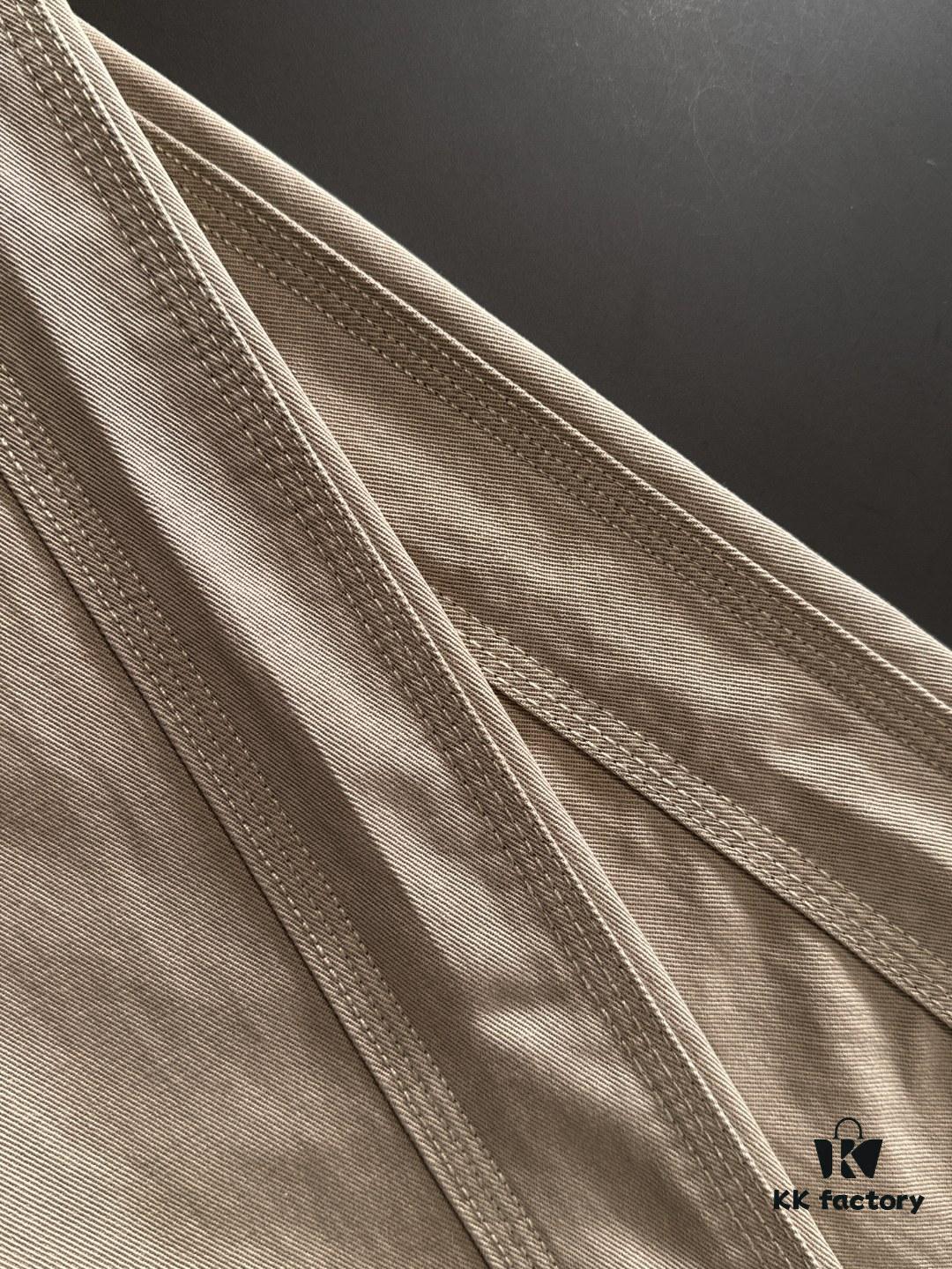 GUCCI 2025 Spring/Summer New Elastic Waist Casual Pants, Lightweight Custom Counter Fabric, Breathable and Comfortable, Exquisite Details, Brand Design Concept, High-Quality Craftsmanship, Soft and Smooth Texture, Leisure Cut with Excellent Fit