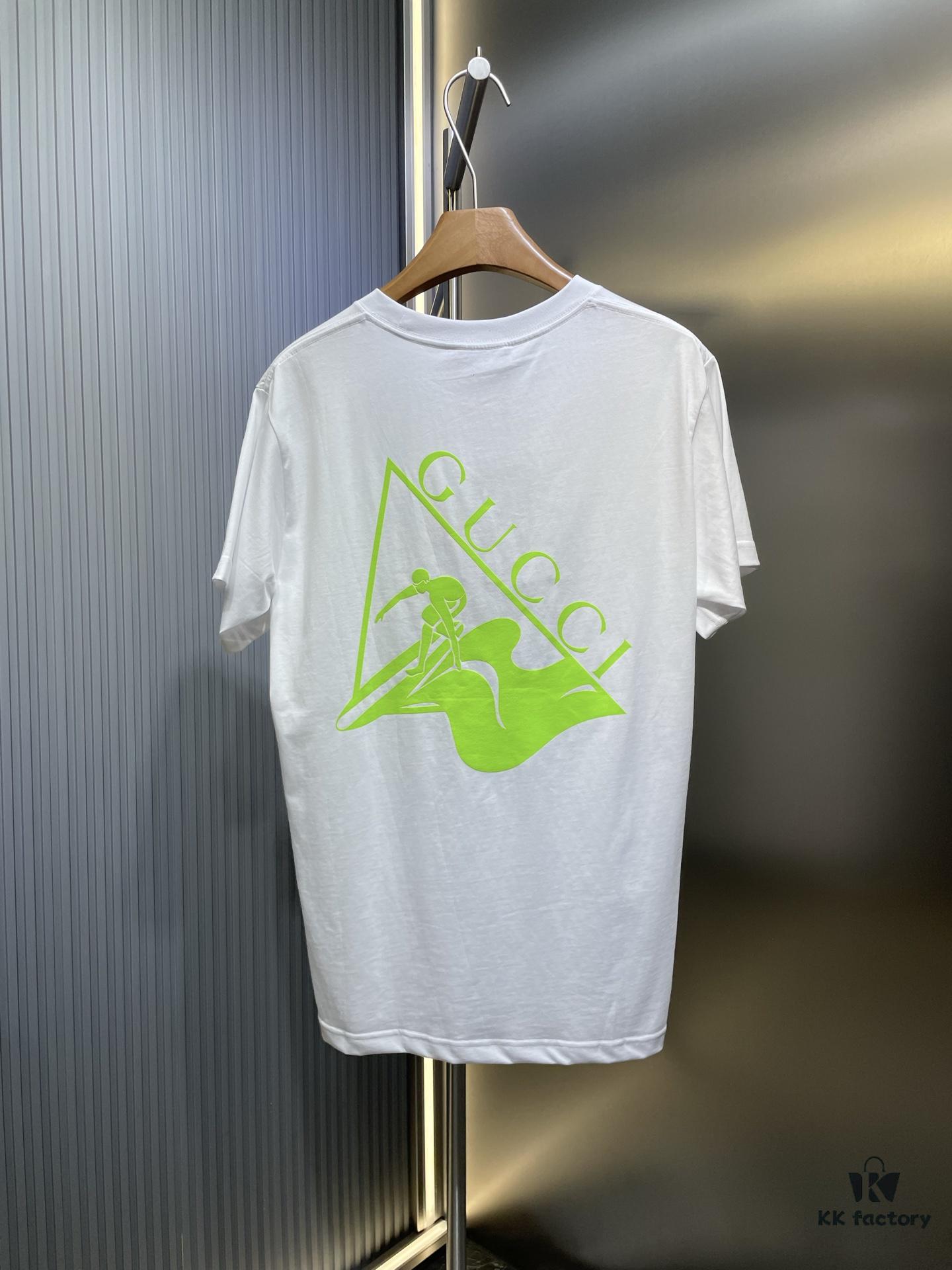 Gucci 25SS New Arrival Oversized T-Shirt Crafted from Garment-Dyed Knit Cotton, Featuring Gucci Logo Print on Front and Gucci Surfer Print on Back