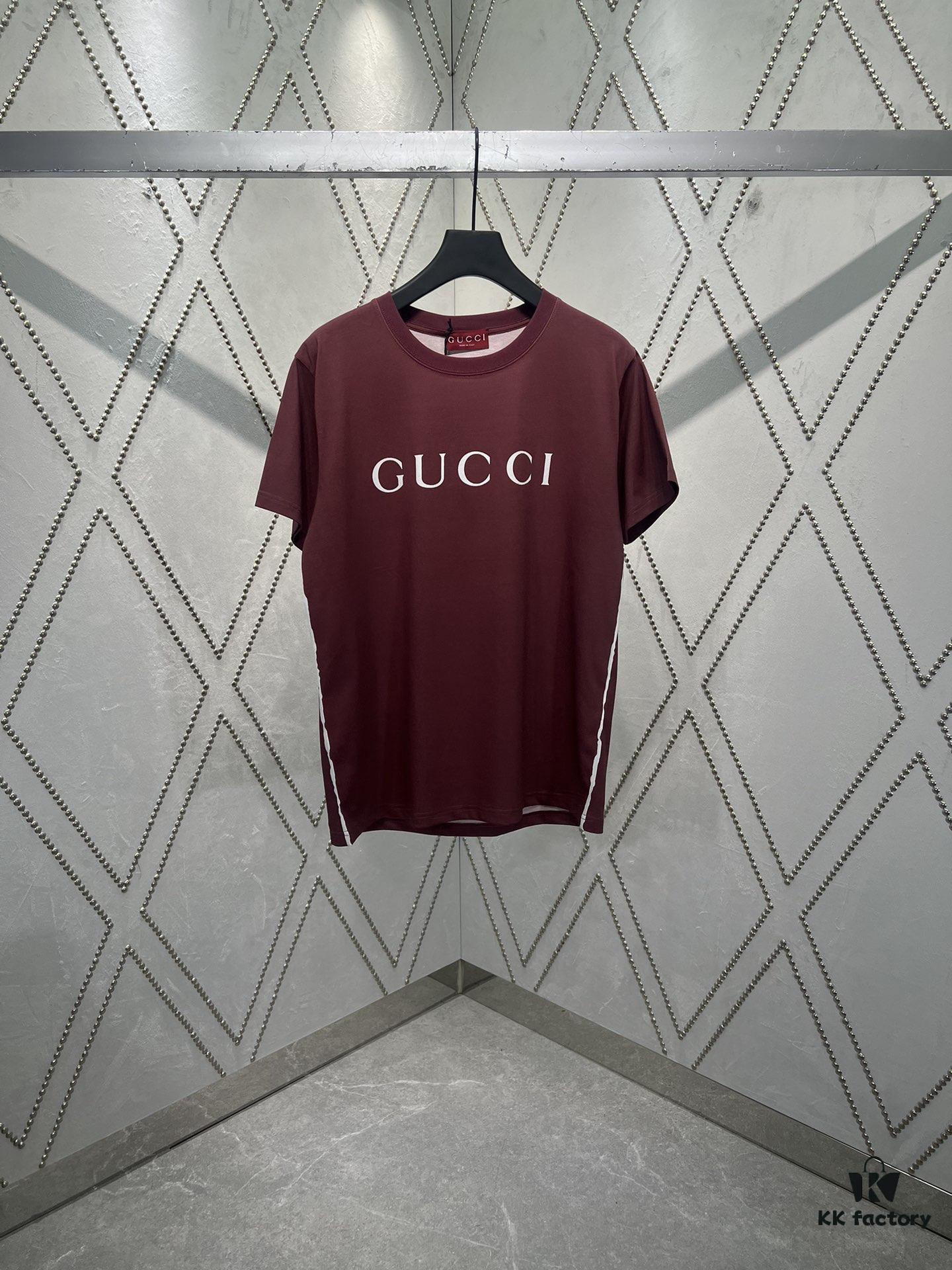 Gucci 25SS New Standard Fit Knit Cotton T-Shirt Featuring Reflective Gucci Print