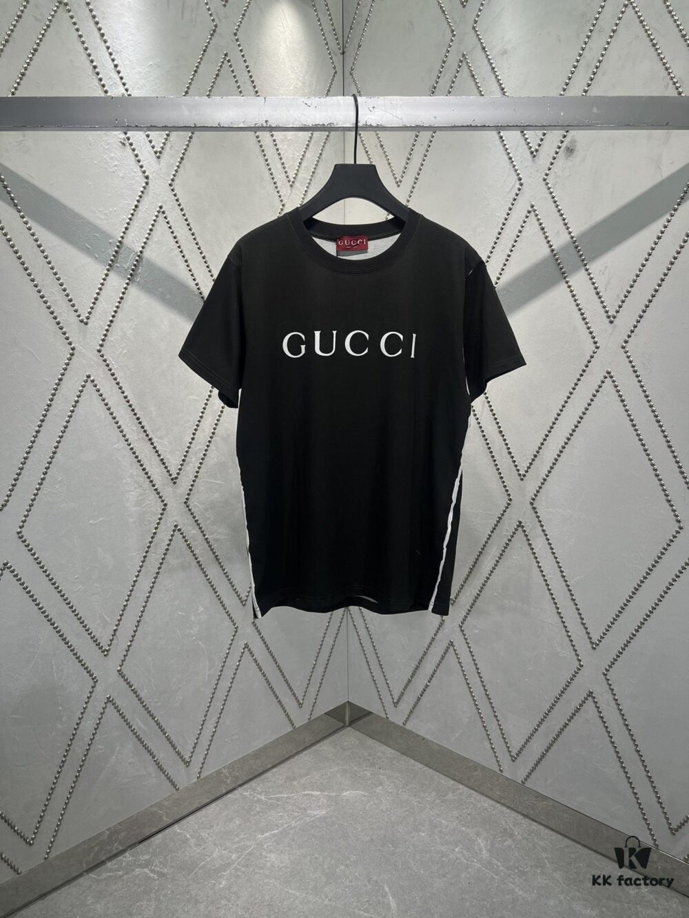 Gucci 25SS New Standard Fit Knit Cotton T-Shirt with Reflective Gucci Print