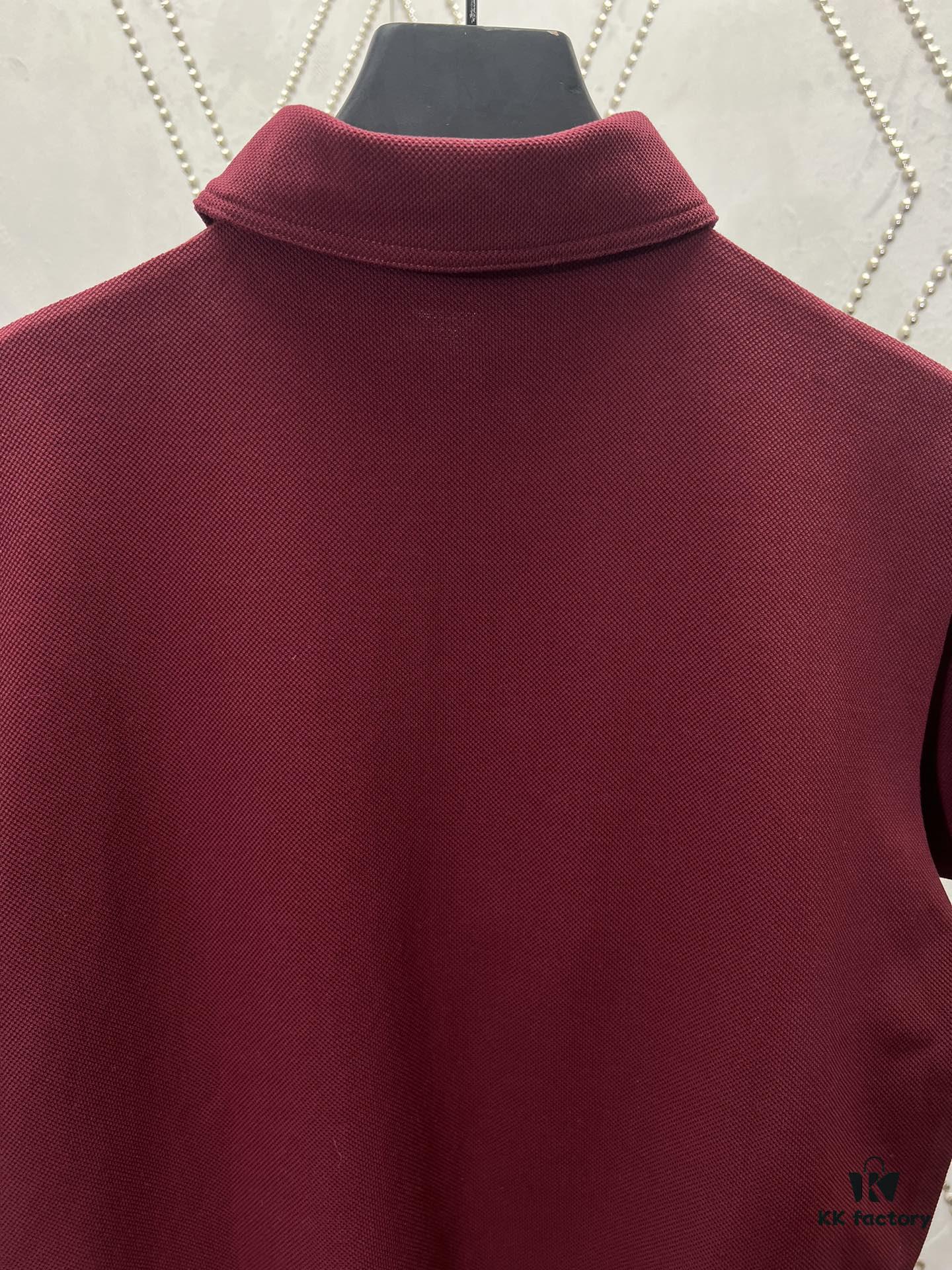 Gucci 2025 Spring Collection Presents Classic Style Pieces, Featuring a Polo Shirt Crafted from Elastic Piqué Cotton with a Refined Gucci Print