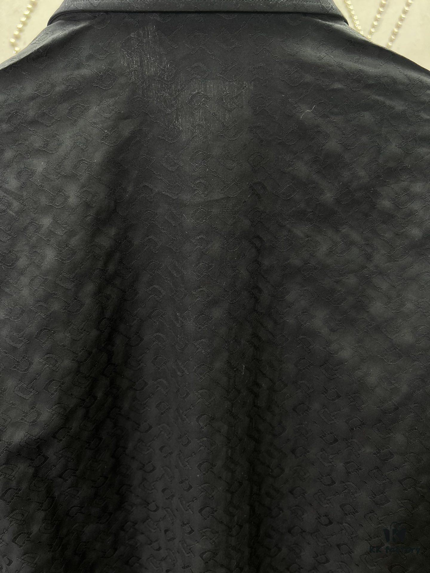 Gucci 25ss New Arrival Evening Dress Collection Featuring Signature Horsebit Design in Subtle Elegant Tones