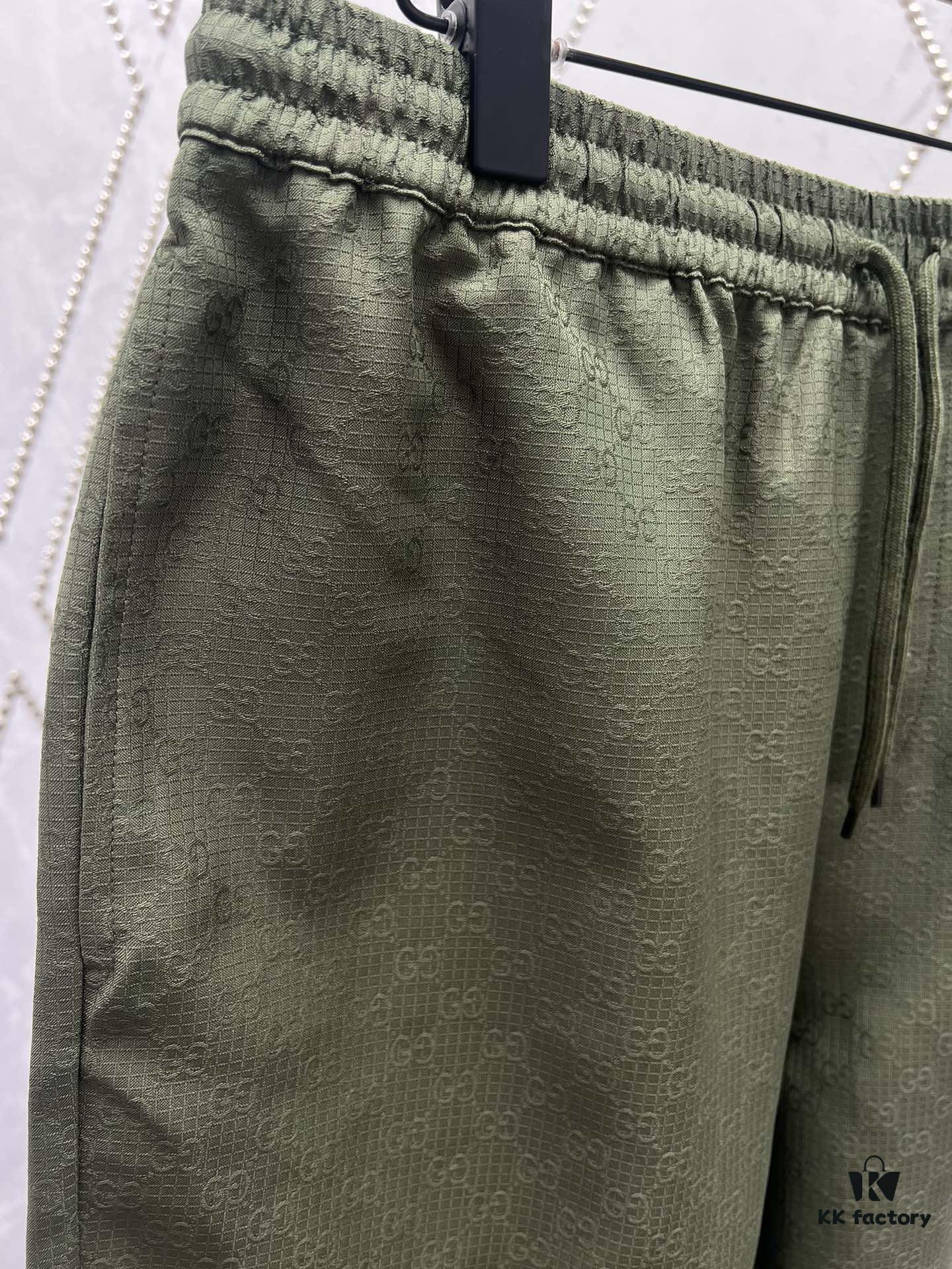 Gucci 25SS New Arrival Shorts Featuring the Iconic GG Pattern as a Tribute to Founder Guccio Gucci