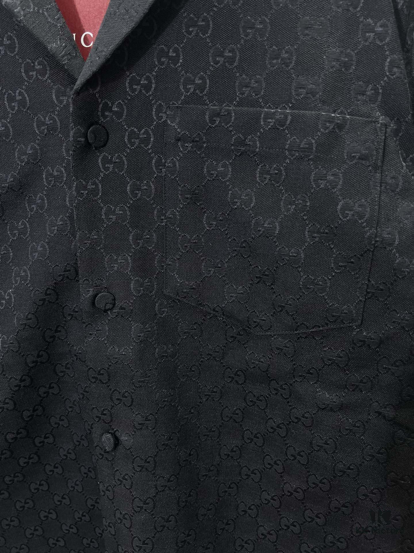 Gucci 25SS New Arrival Letter Interlocking Pattern Shirt Inspired by Founder Guccio Gucci