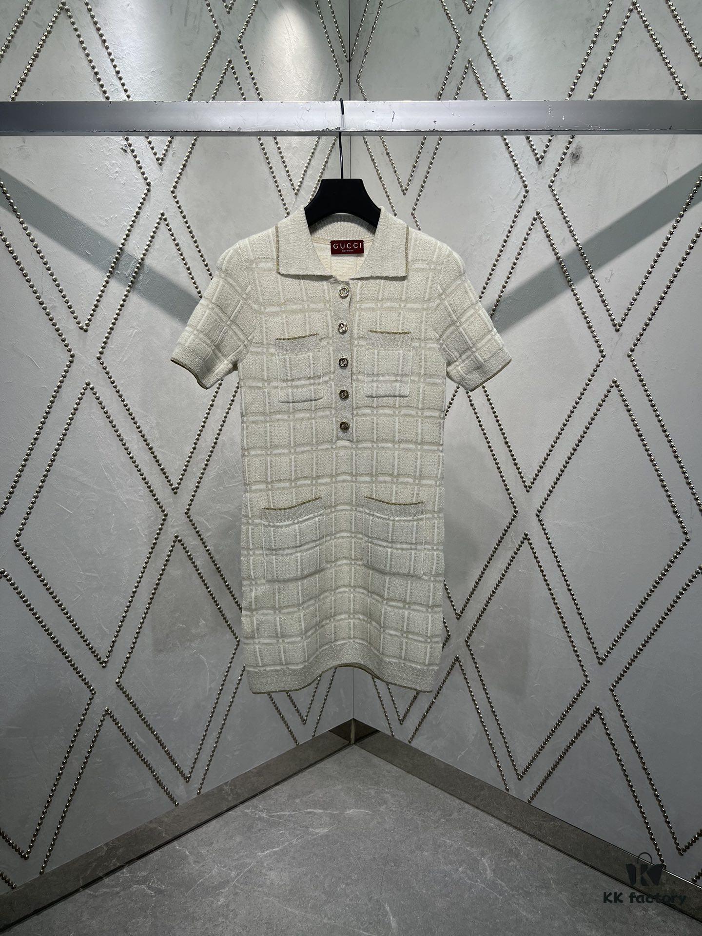 Gucci 25SS New Round Neck Top Crafted from Premium Wool with Metallic Thread Tartan Jacquard Fabric, Featuring a Circular Interlocking Double G Button at the Back