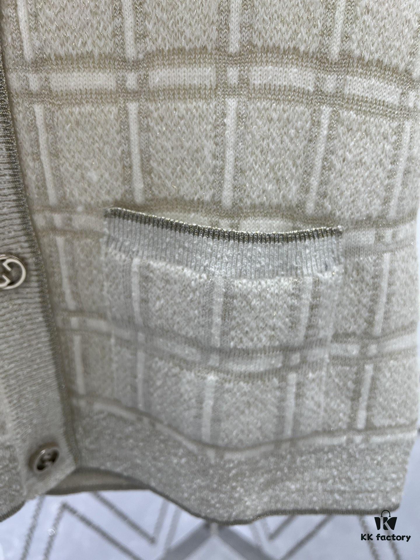 Gucci 25SS New Arrival Polo Dress Crafted from Premium Wool with Metallic Thread Tartan Jacquard Fabric, Featuring Interlocking Double G Round Buttons Front Closure