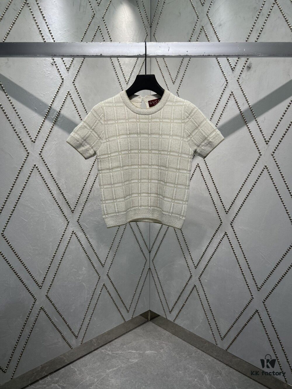 Gucci 25SS New Round Neck Cardigan Crafted from Premium Wool with Metallic Thread Geometric Jacquard Fabric, Featuring Interlocking Double G Round Buttons