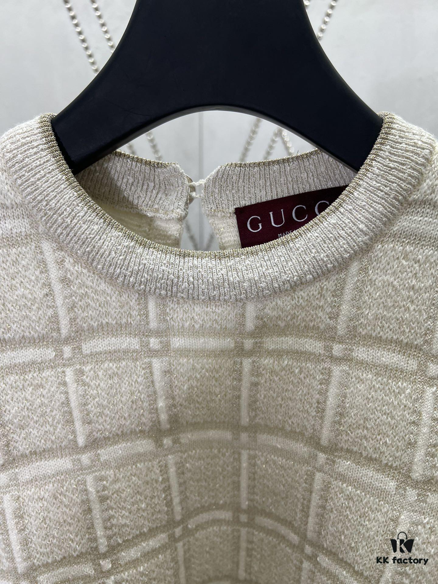 Gucci 25SS New Round Neck Cardigan Crafted from Premium Wool with Metallic Thread Geometric Jacquard Fabric, Featuring Interlocking Double G Round Buttons