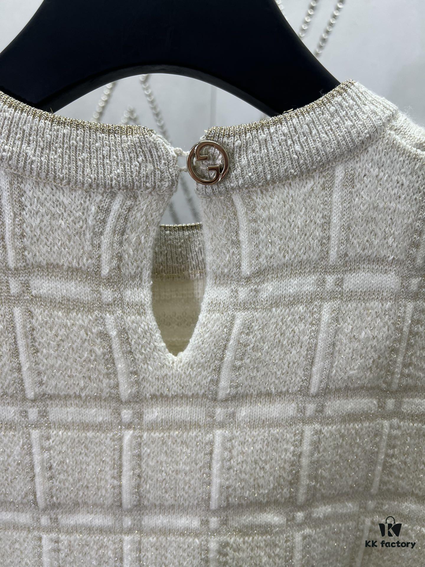 Gucci 25SS New Round Neck Cardigan Crafted from Premium Wool with Metallic Thread Geometric Jacquard Fabric, Featuring Interlocking Double G Round Buttons