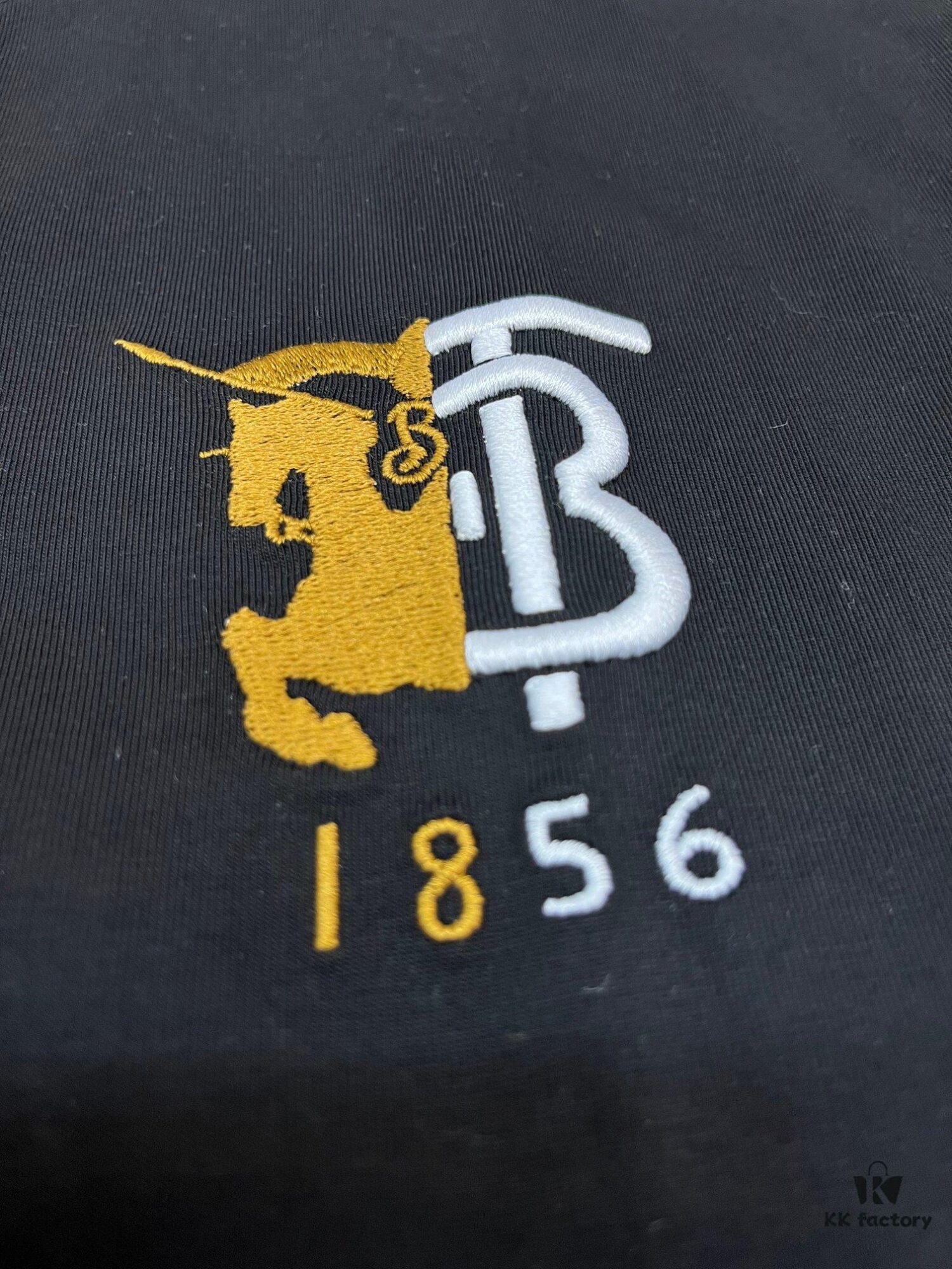 BURBERRY Logo Embroidered Short-Sleeve T-Shirt