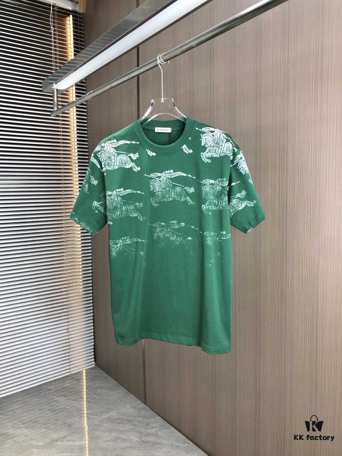 BURBERRY 2025 Spring/Summer New Arrival Round Neck Short Sleeve T-Shirt with All-Over Dot Print, Made from 320g Double-Yarn Combed Cotton Fabric, Slightly Loose Fit, Soft and Substantial Fabric Texture, Unisex Design