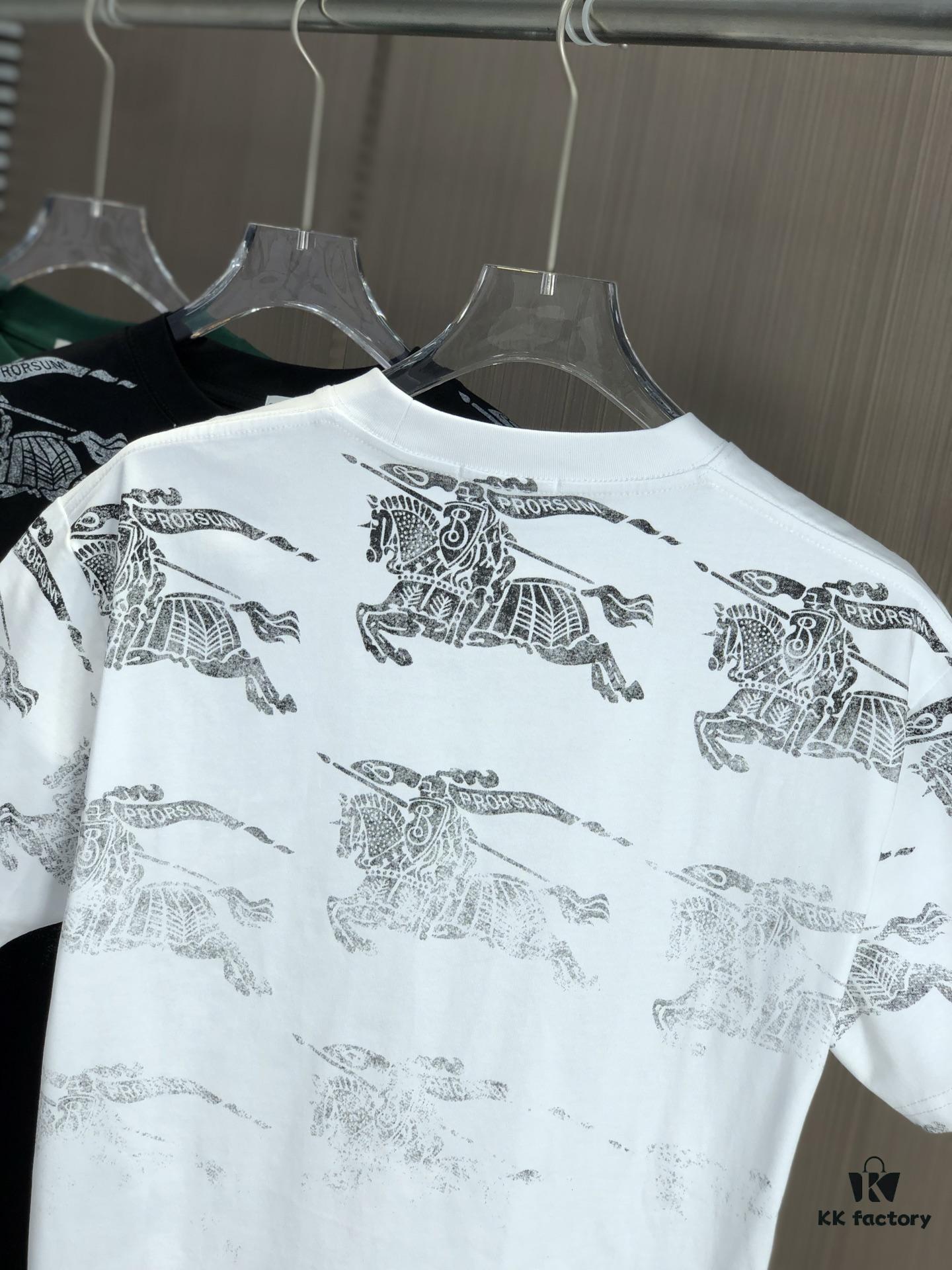 BURBERRY 2025 Spring/Summer New Arrival Round Neck Short Sleeve T-Shirt with All-Over Dot Print, Made from 320g Double-Layer Combed Cotton Fabric, Slightly Loose Fit, Soft and Substantial Fabric Texture, Unisex Design