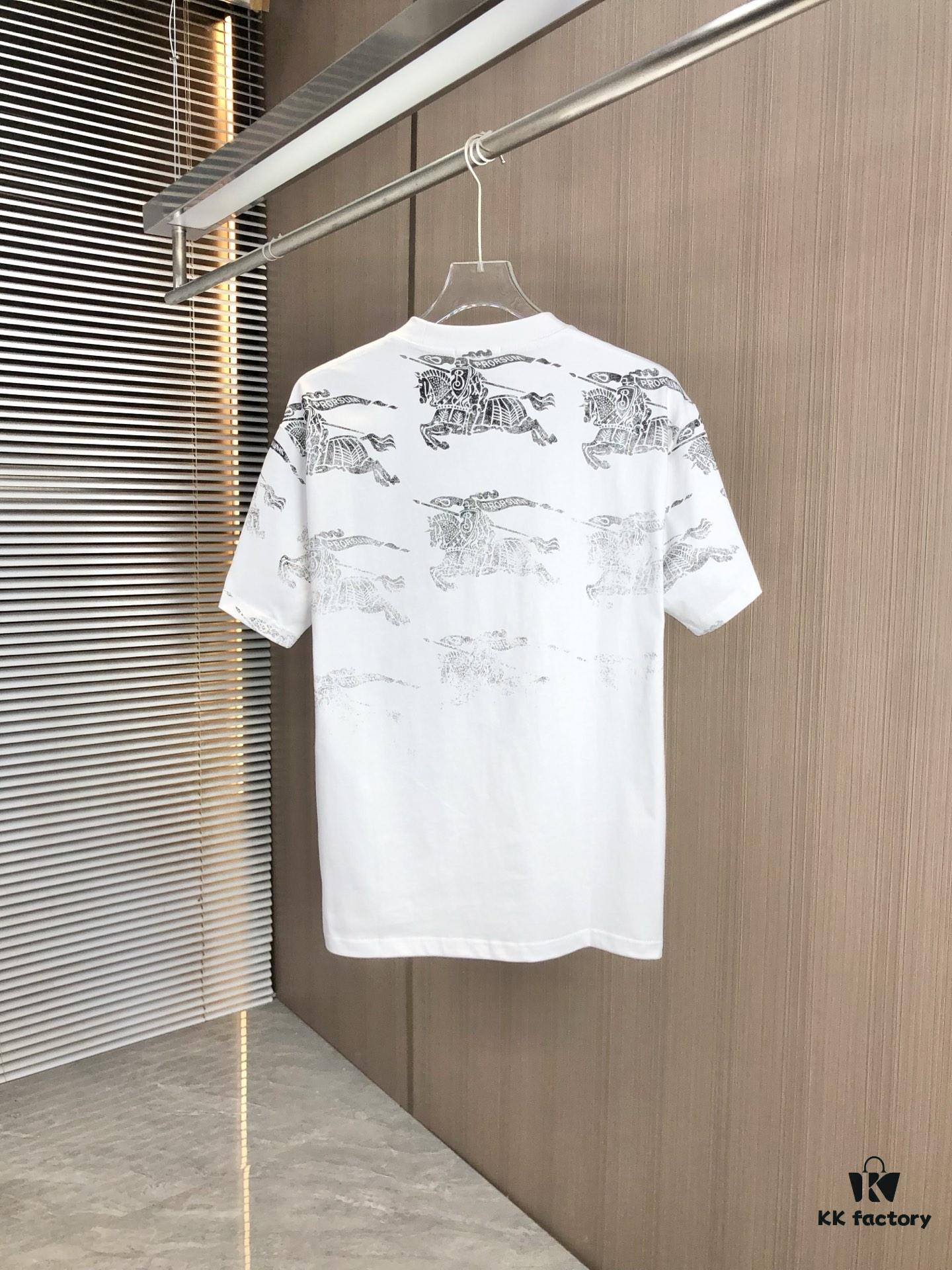BURBERRY 2025 Spring/Summer New Arrival Round Neck Short Sleeve T-Shirt with All-Over Dot Print, Made from 320g Double-Layer Combed Cotton Fabric, Slightly Loose Fit, Soft and Substantial Fabric Texture, Unisex Design