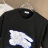 BURBERRY 2025 Spring/Summer New Arrival Round Neck Short Sleeve T-Shirt with Contrasting Embroidery, 320g Double Combed Cotton Fabric, Slightly Loose Unisex Fit