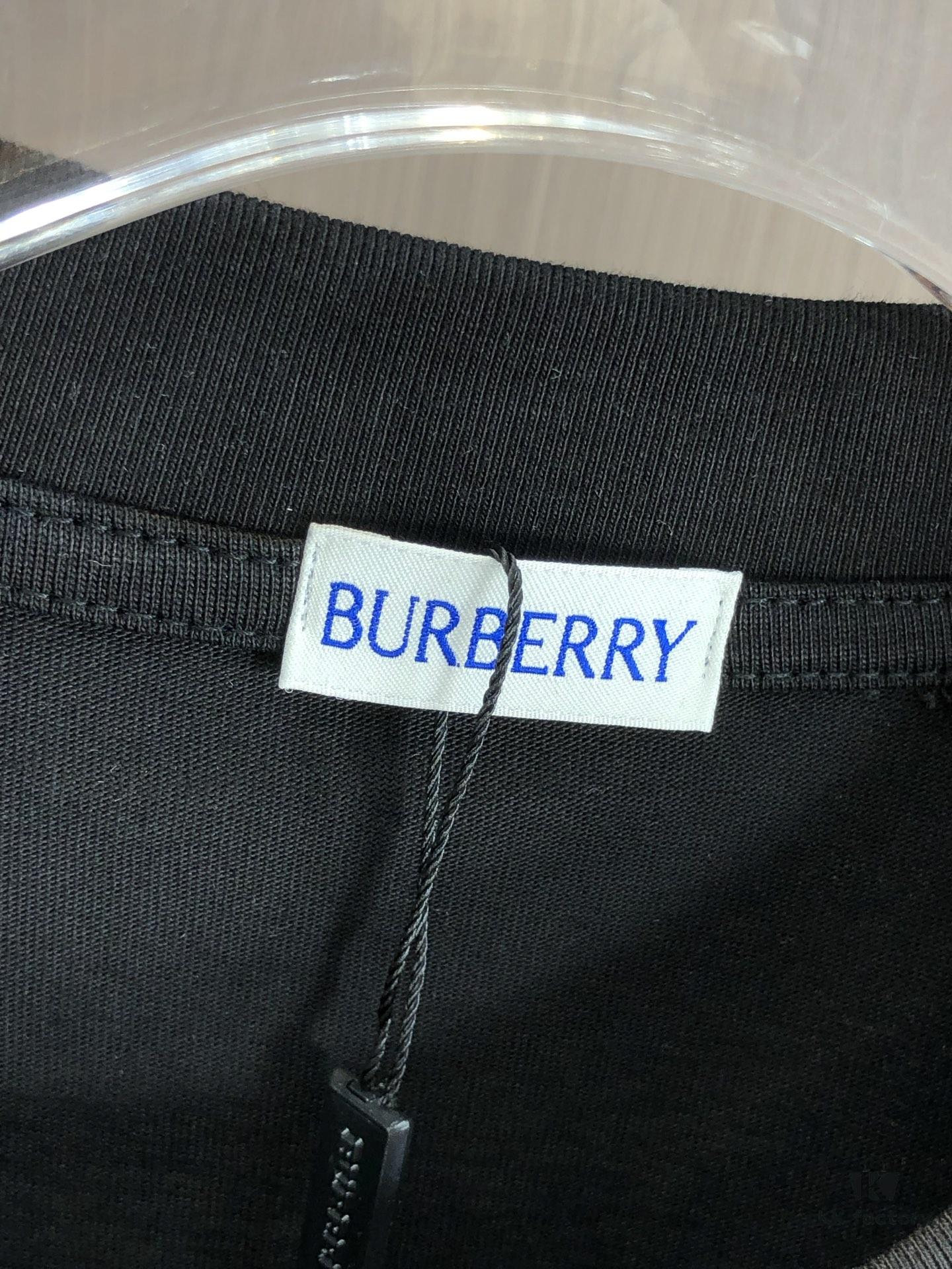 BURBERRY 2025 Spring/Summer New Arrival Round Neck Short Sleeve T-Shirt with Contrasting Embroidery, 320g Double Combed Cotton Fabric, Slightly Loose Unisex Fit