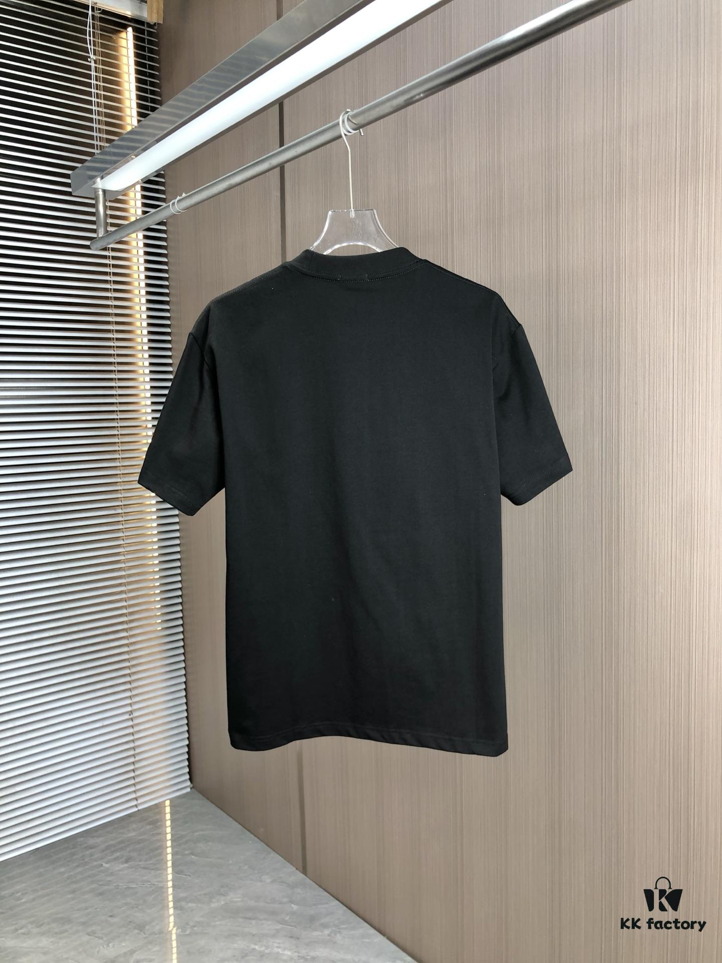 BURBERRY 2025 Spring/Summer New Arrival Round Neck Short Sleeve T-Shirt with Contrasting Embroidery, 320g Double Combed Cotton Fabric, Slightly Loose Unisex Fit