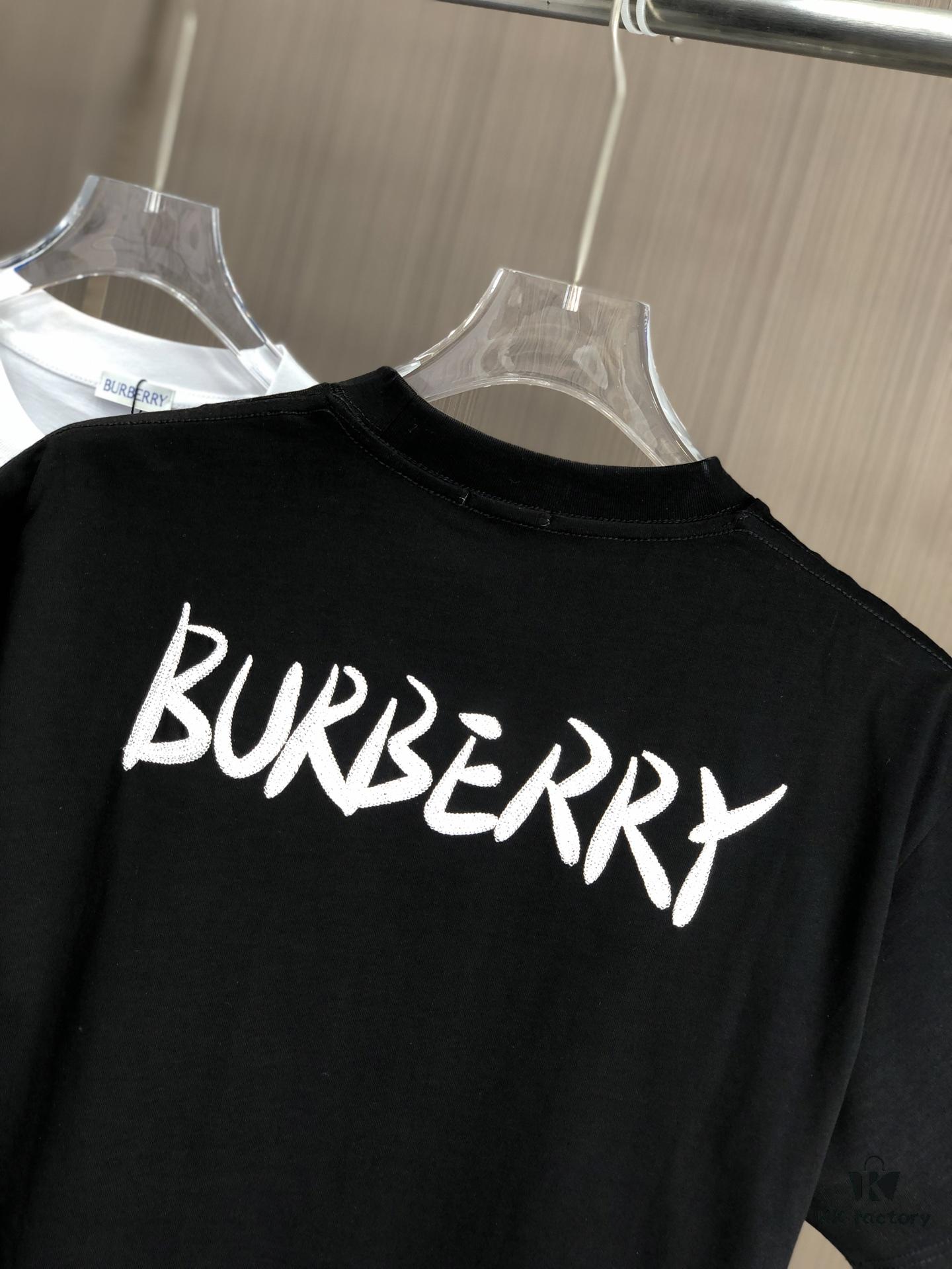 BURBERRY 2025 Spring/Summer New Arrival Round Neck Short Sleeve T-Shirt with Equestrian Chain Embroidery, 320g Double Combed Cotton Fabric, Slightly Loose Unisex Fit